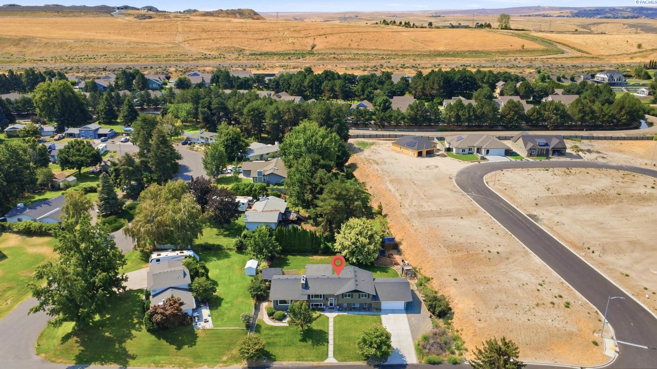 7807 W 12th Ave, Kennewick, WA 99338