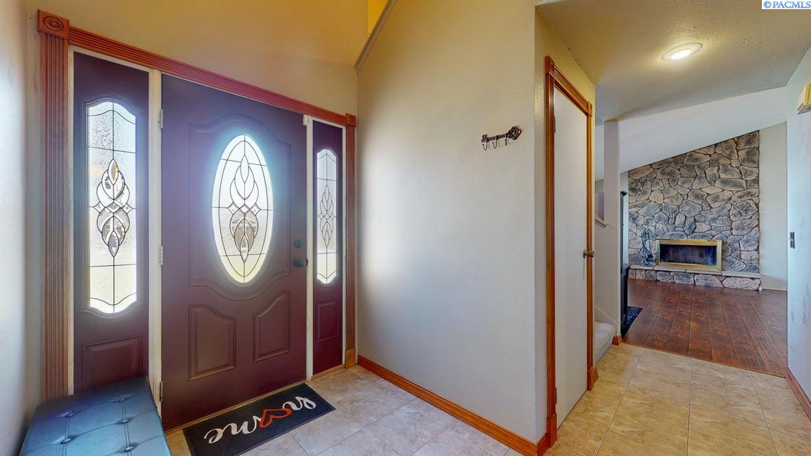 5901 W 12th Ave, Kennewick, WA 99338
