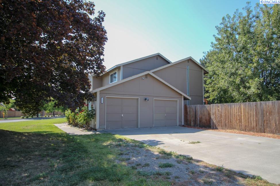 5901 W 12th Ave, Kennewick, WA 99338