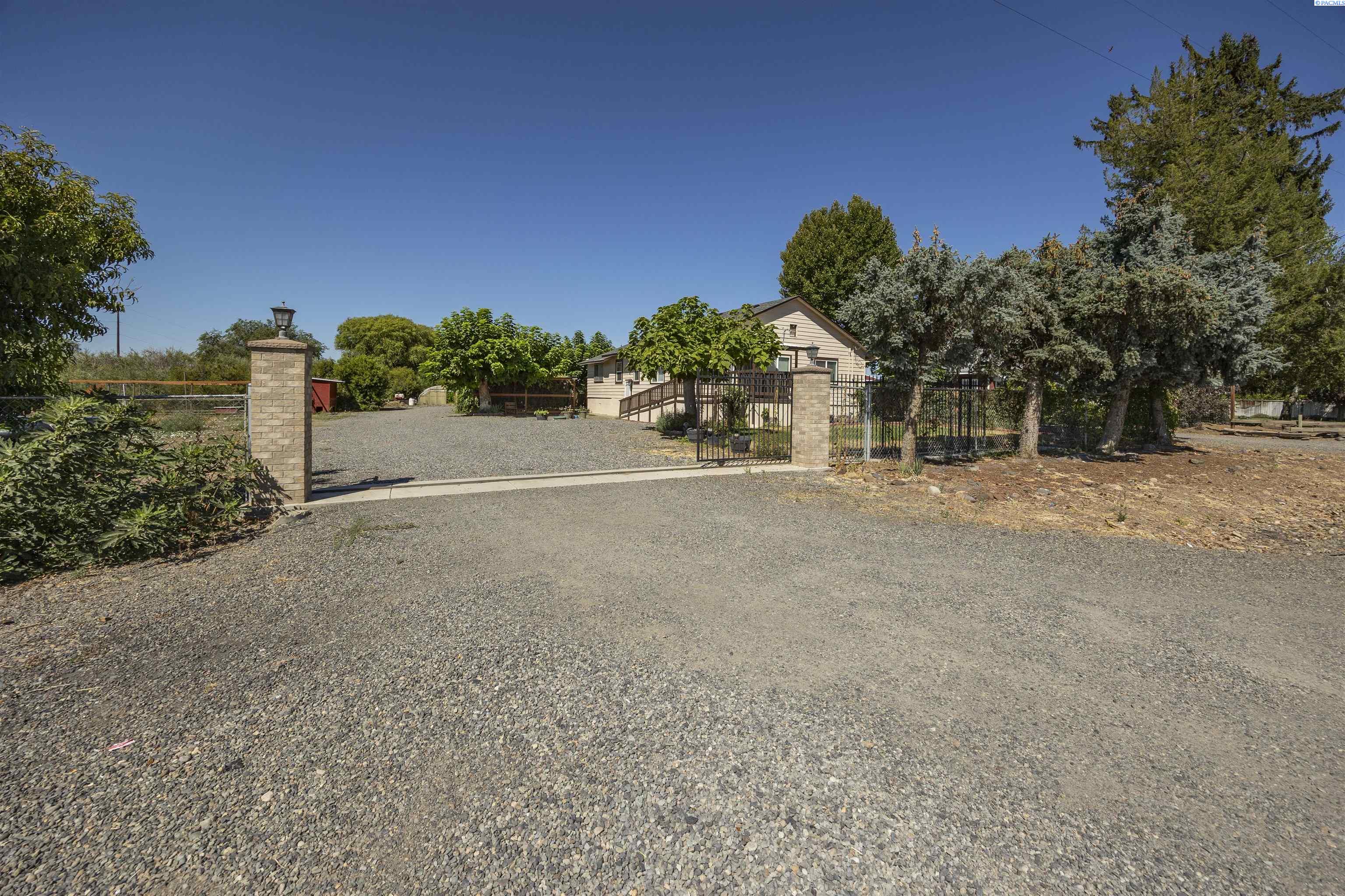 2nd image of 1180 S Wapato Road, Wapato, WA 98951 | MLS# 295509