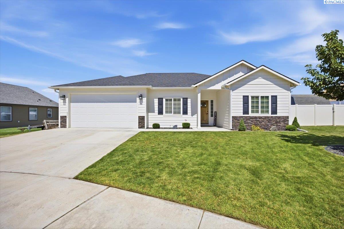 86 Ellie Ann Ct, Prosser, WA 99350