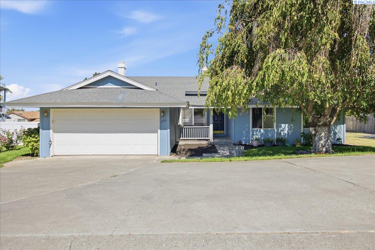 1711 S Kent, Kennewick, WA 99337