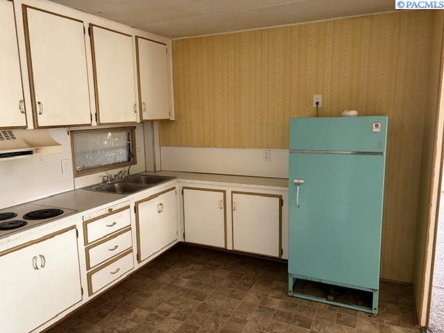 23802 N Willard Ave, Benton City, WA 99320