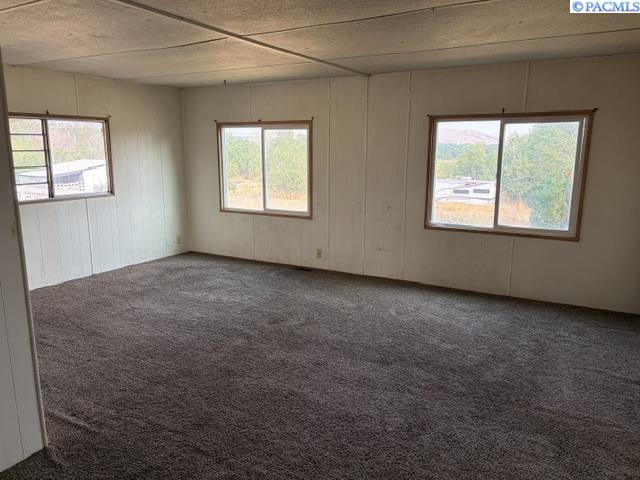 23802 N Willard Ave, Benton City, WA 99320