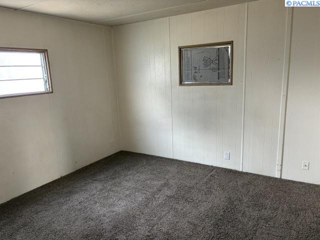 23802 N Willard Ave, Benton City, WA 99320