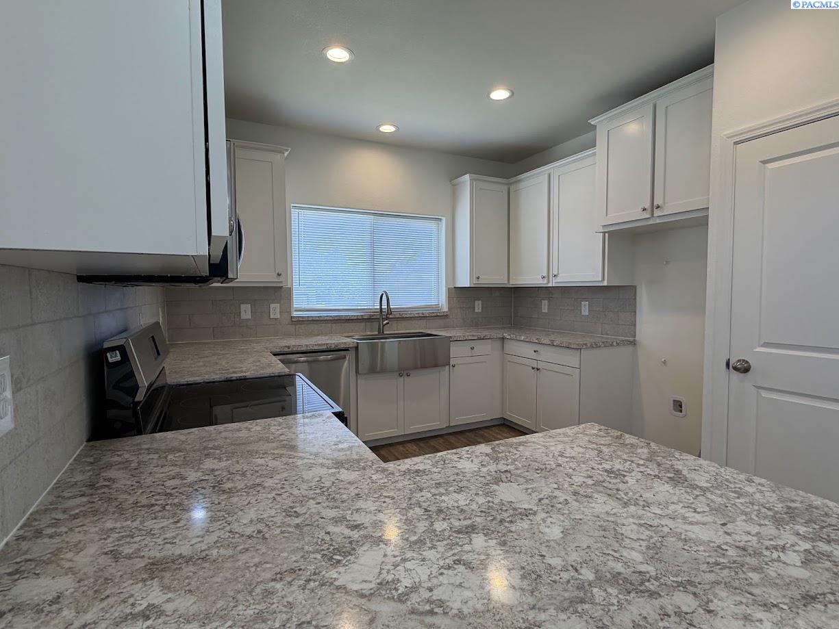 2105 N Steptoe #62, Kennewick, WA 99336
