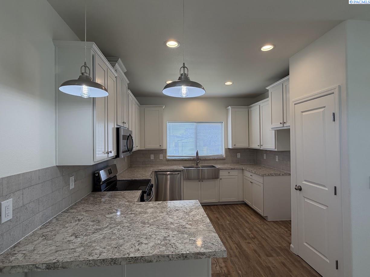 2105 N Steptoe #62, Kennewick, WA 99336