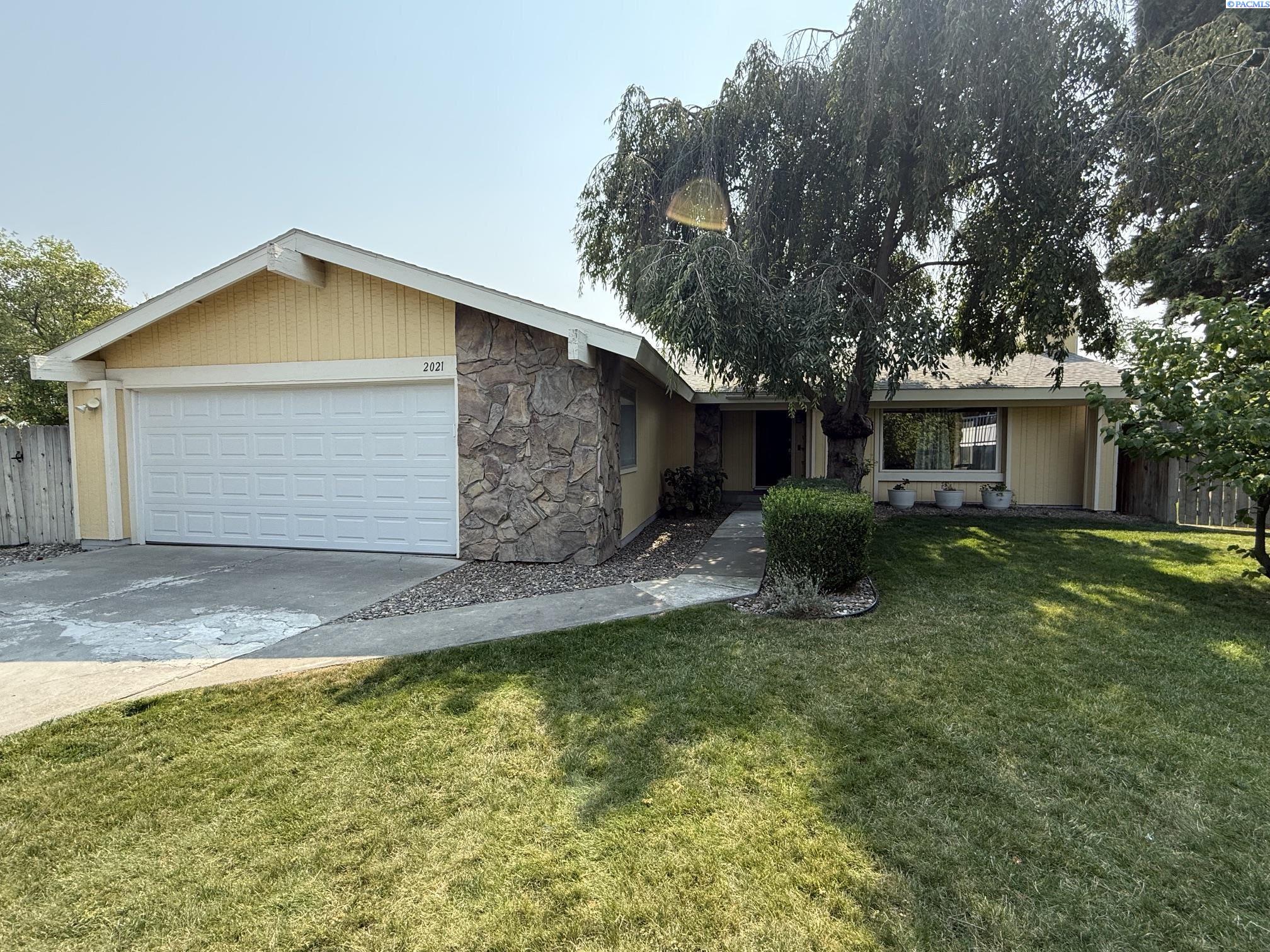 2021 W 26th Ave, Kennewick, WA 99337