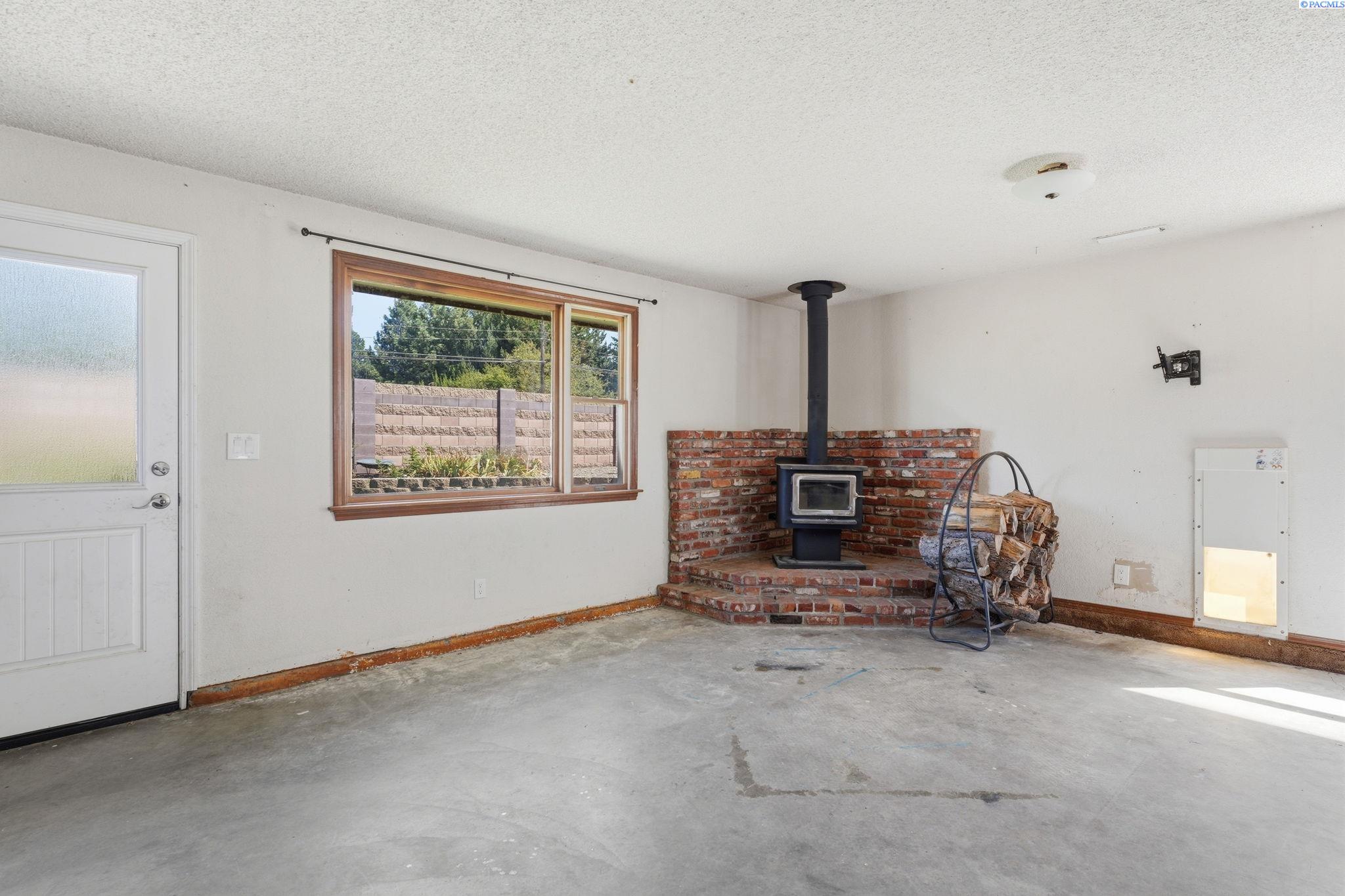 500 Stagecoach Ct, Richland, WA 99354
