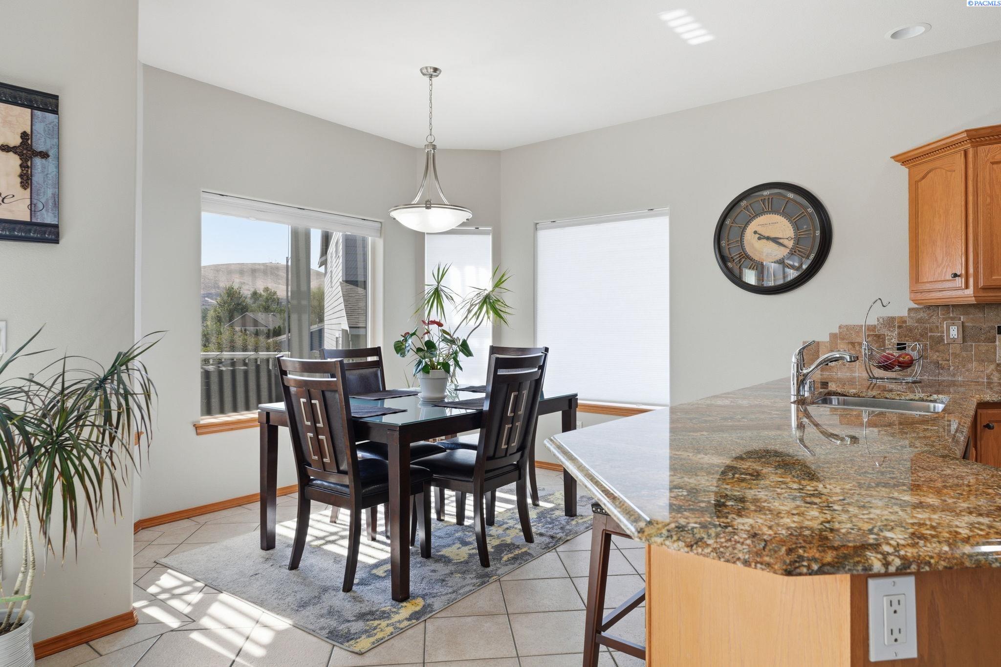 1754 Sagewood St, Richland, WA 99352