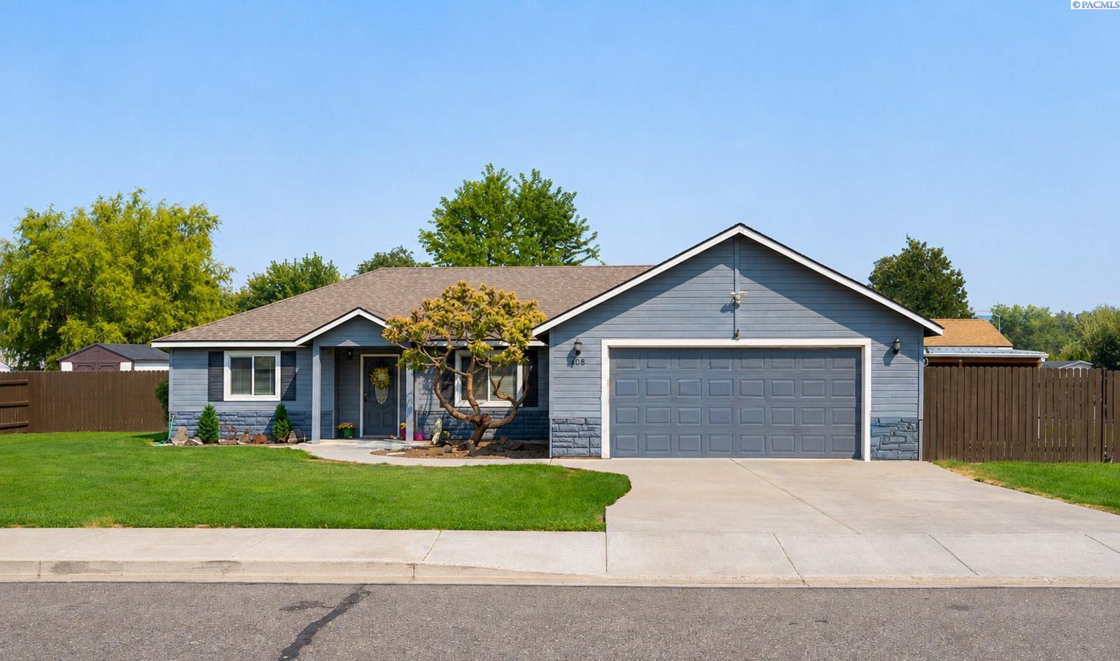 408 Capri Ct, Benton City, WA 99320