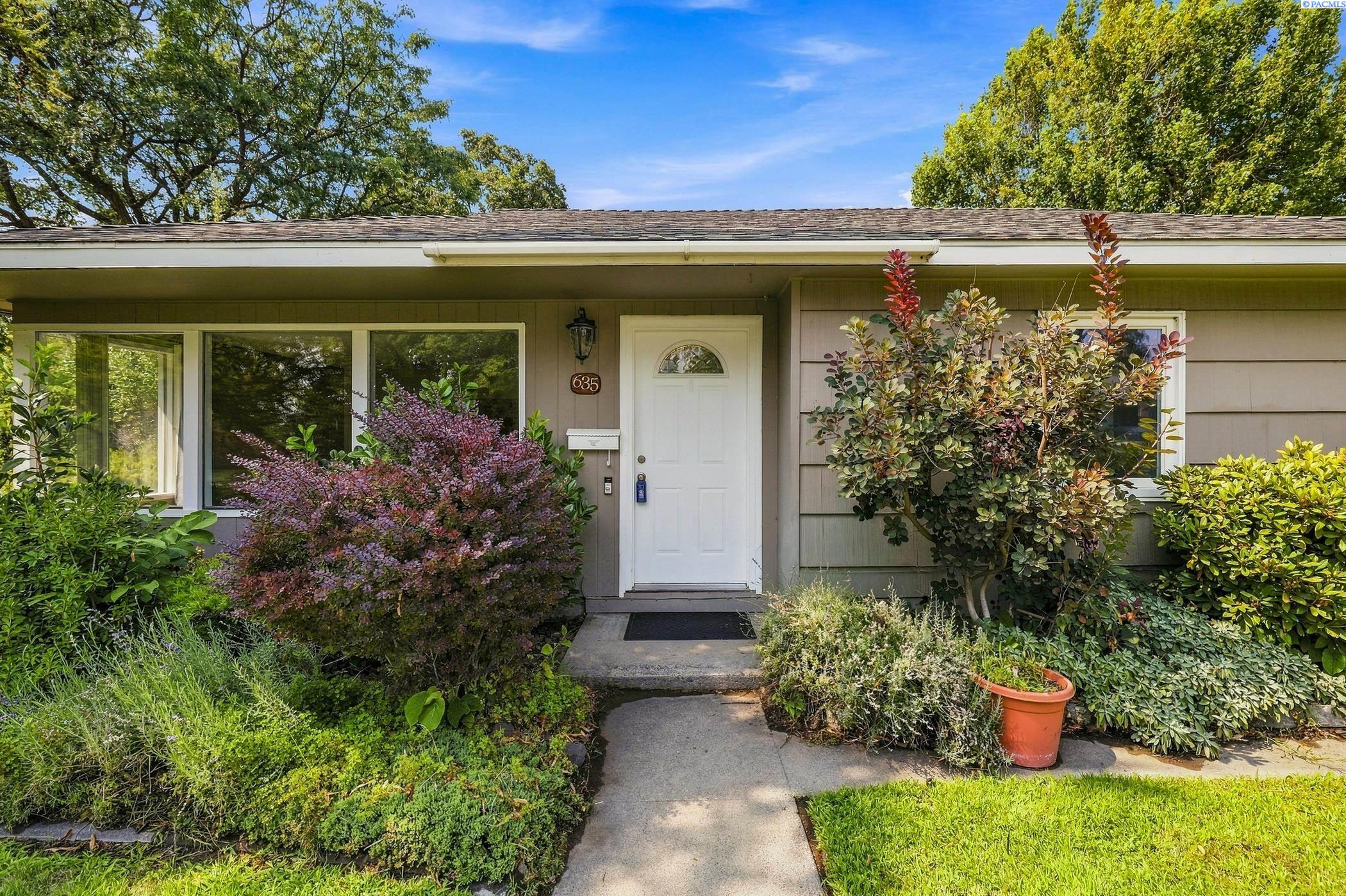 635 Chestnut Ave, Richland, WA 99352