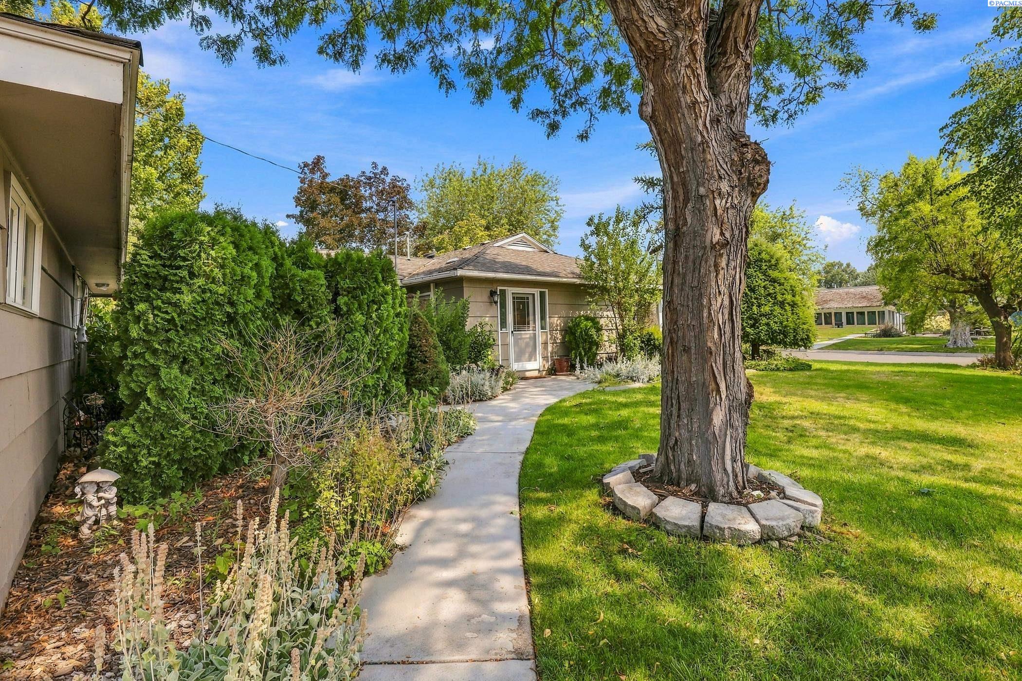 635 Chestnut Ave, Richland, WA 99352