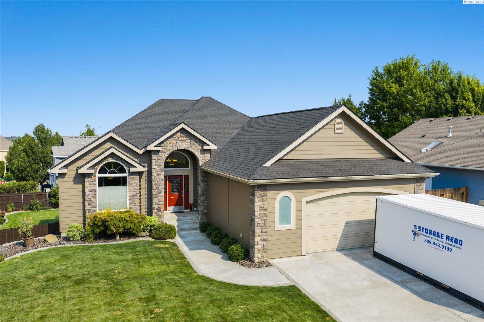 8824 W 1st Pl, Kennewick, WA 99336