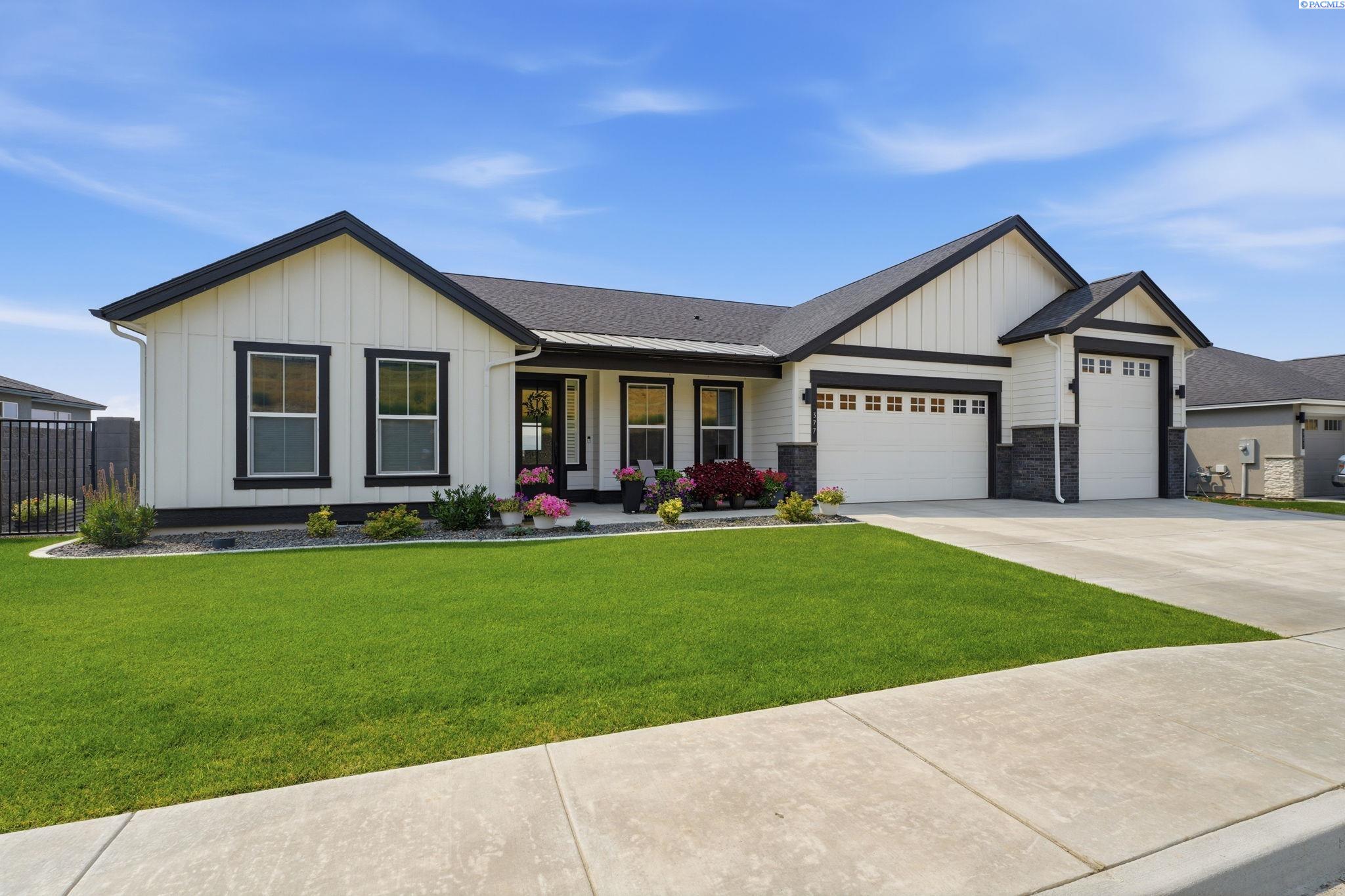 377 Ventus St, Richland, WA 99352