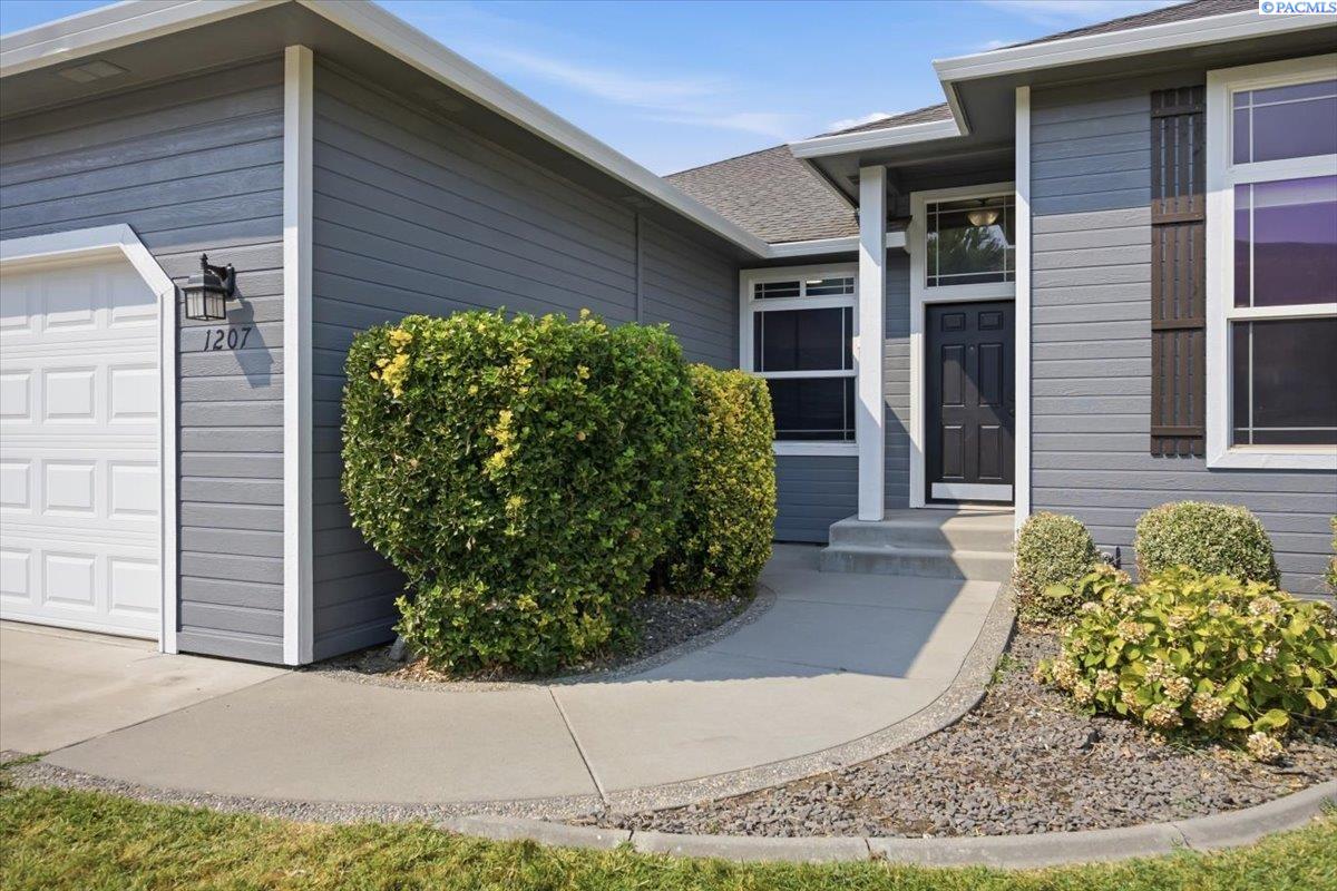1207 Tomich Ave, Richland, WA 99352