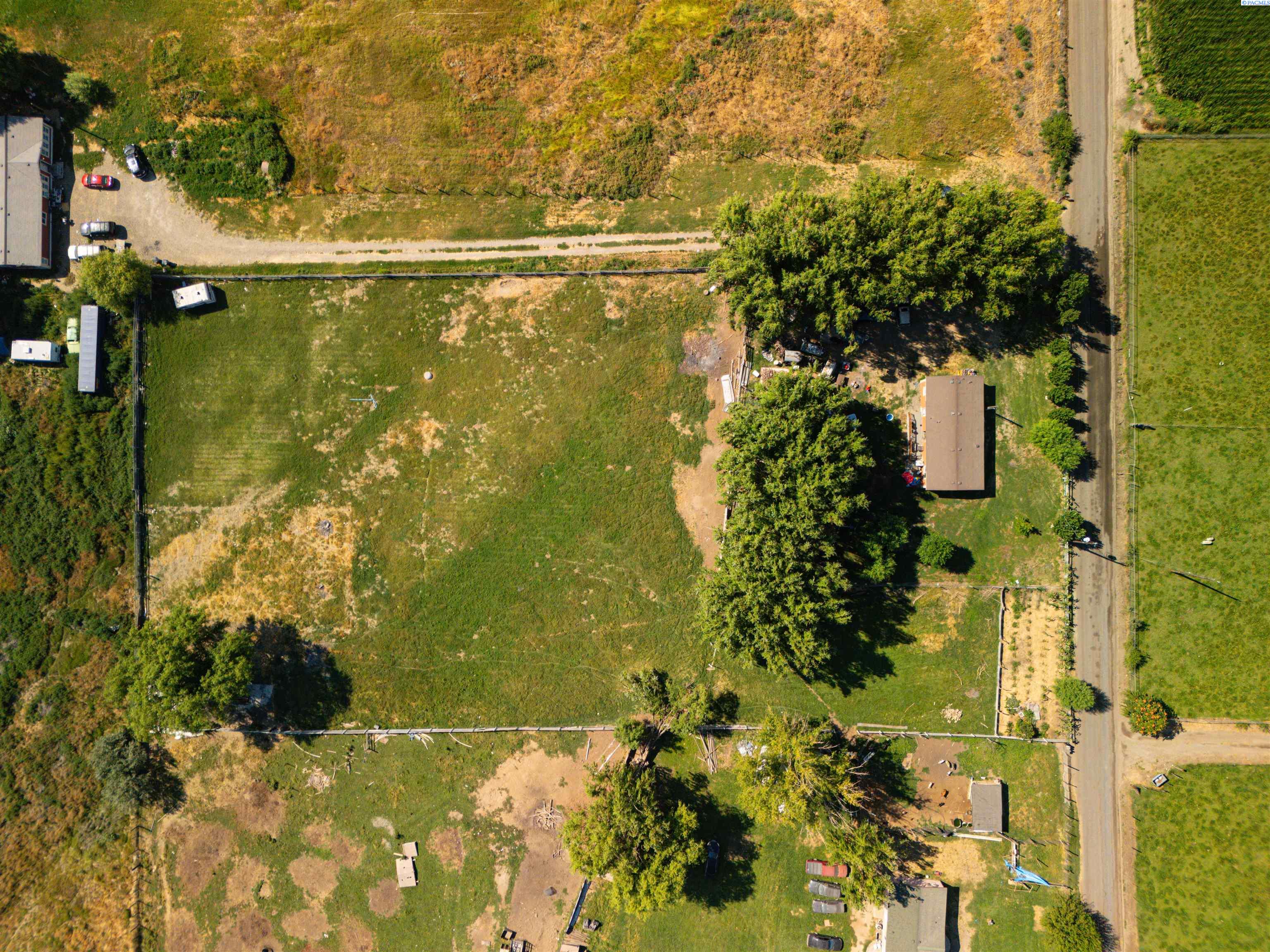 4th image of 701 Arms Rd, Outlook, WA 98938 | MLS# 295570