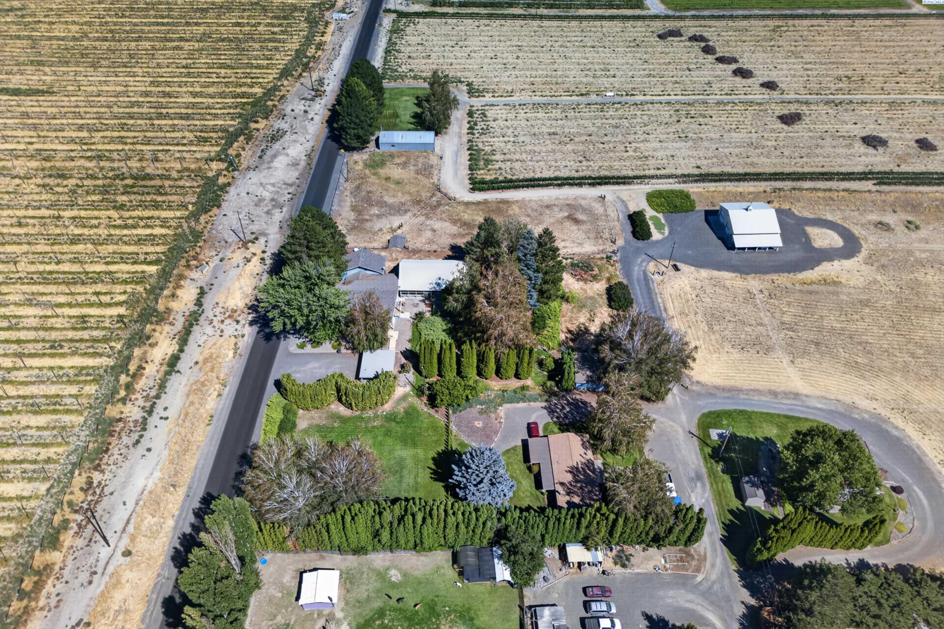 119501 W Mccreadie Rd, Prosser, WA 99350