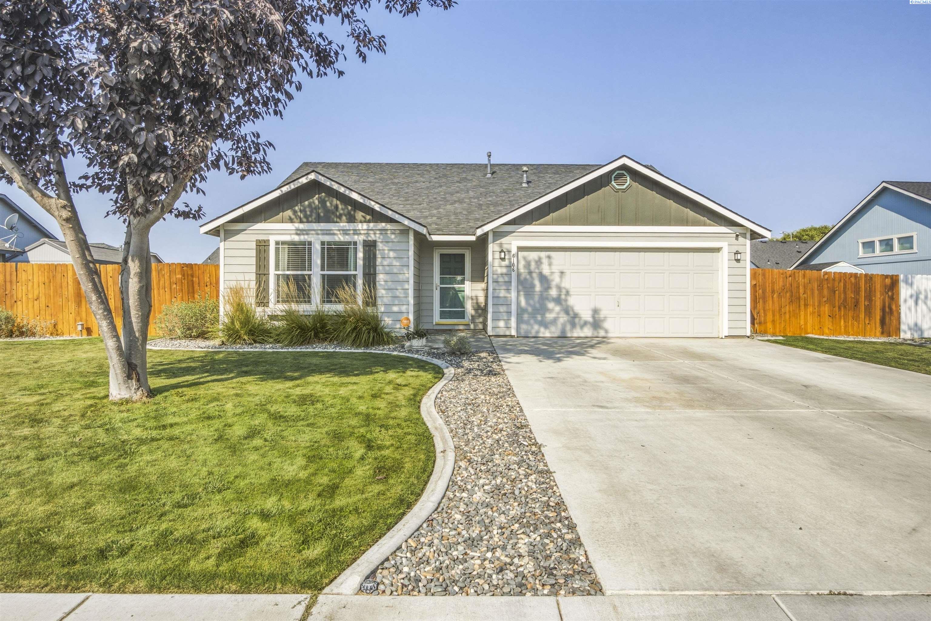 6106 Westport Ln, Pasco, WA 99301