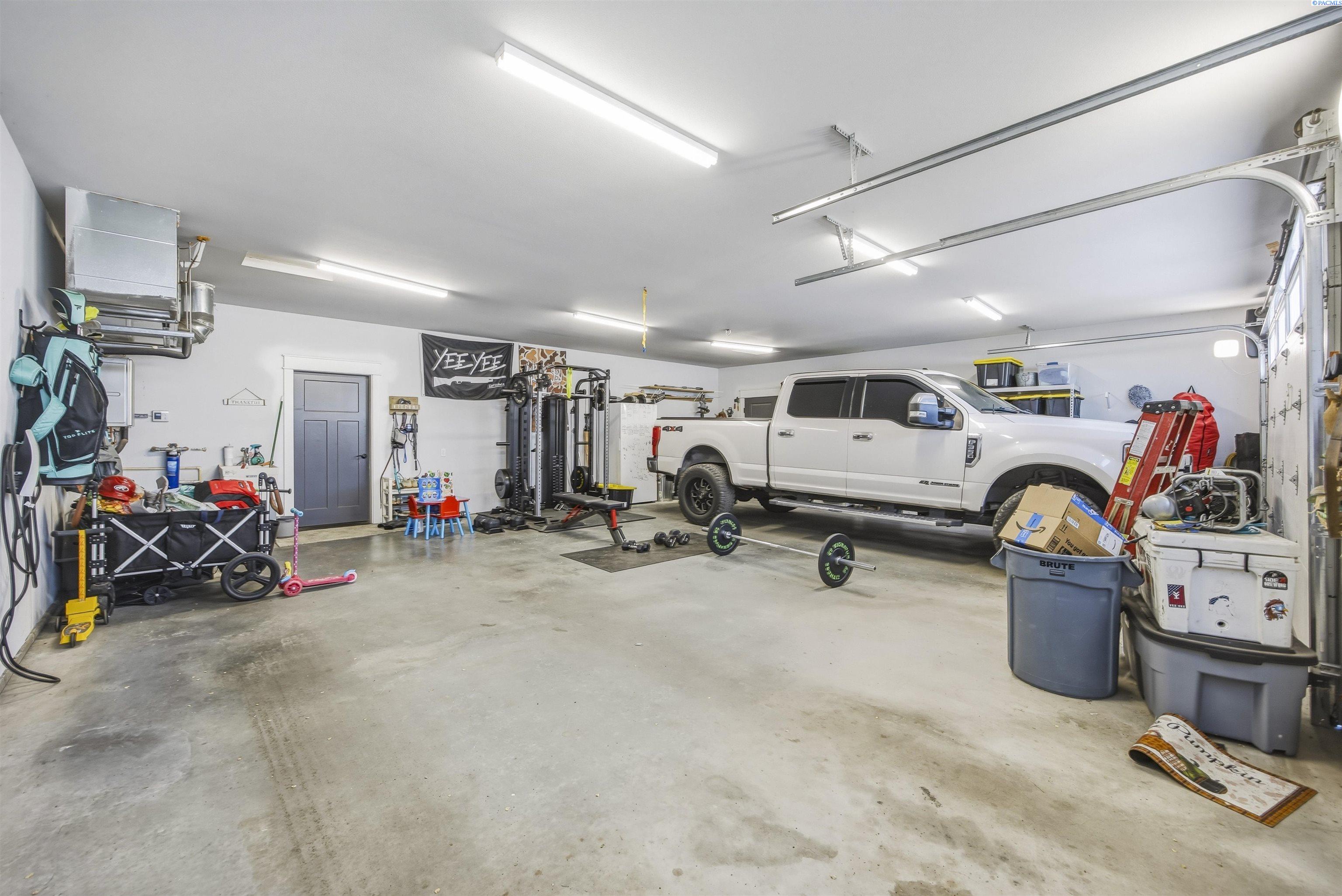 2520 Road 64, Pasco, WA 99301