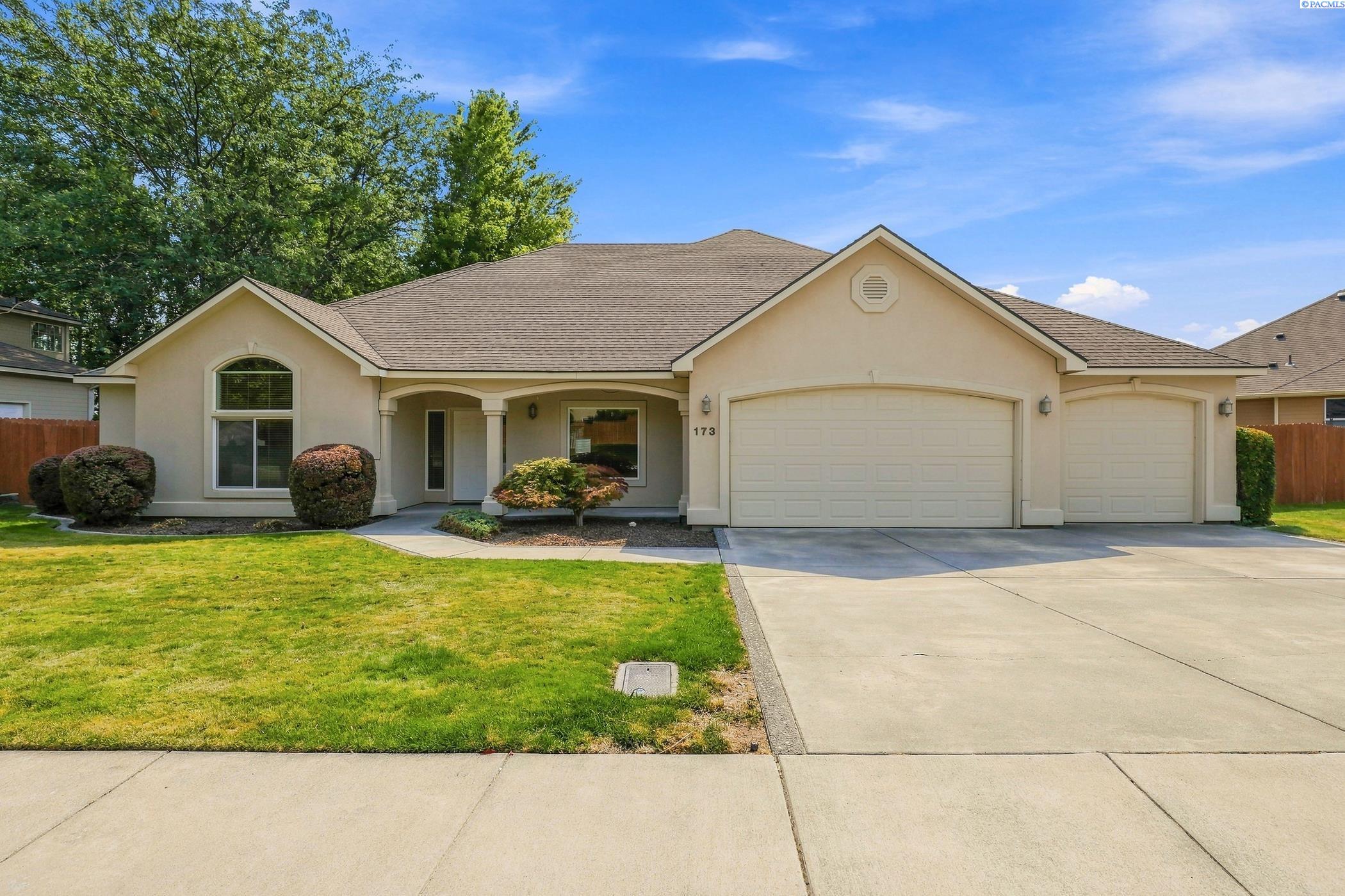 173 Mattis Dr, Richland, WA 99352-7500
