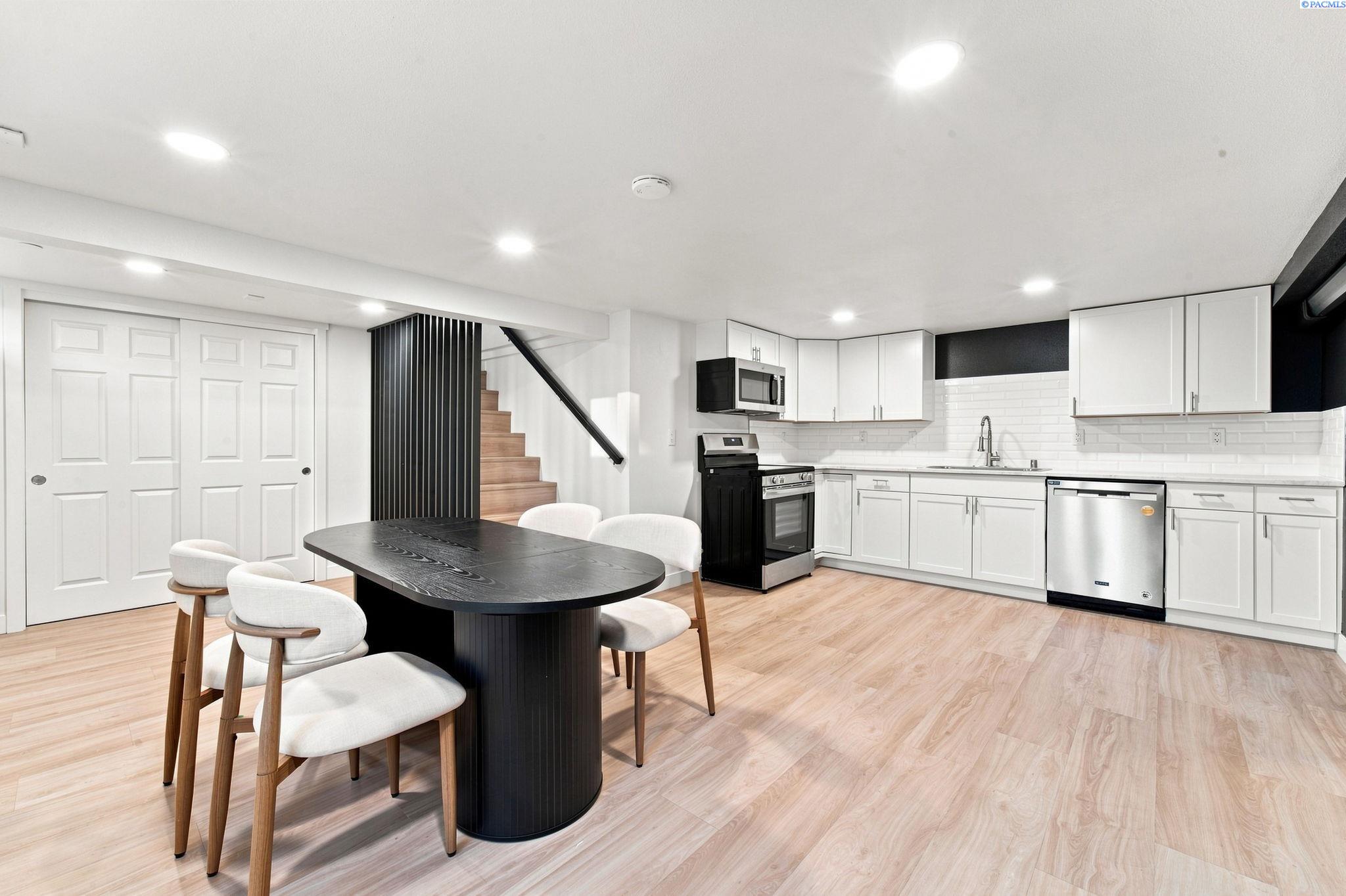 1711 Hunt Ave, Richland, WA 99354