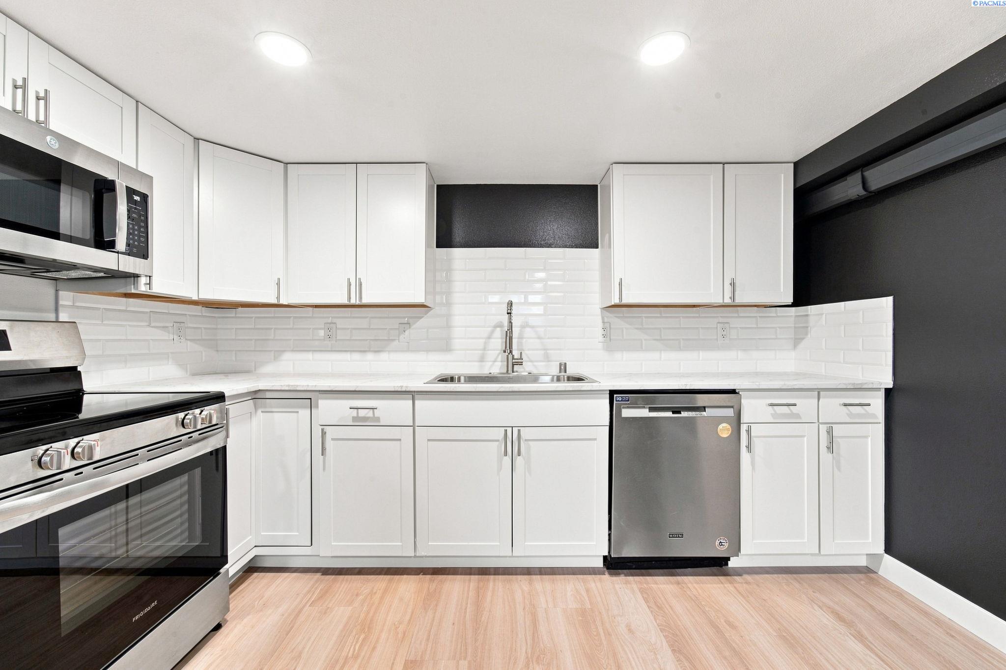 1711 Hunt Ave, Richland, WA 99354
