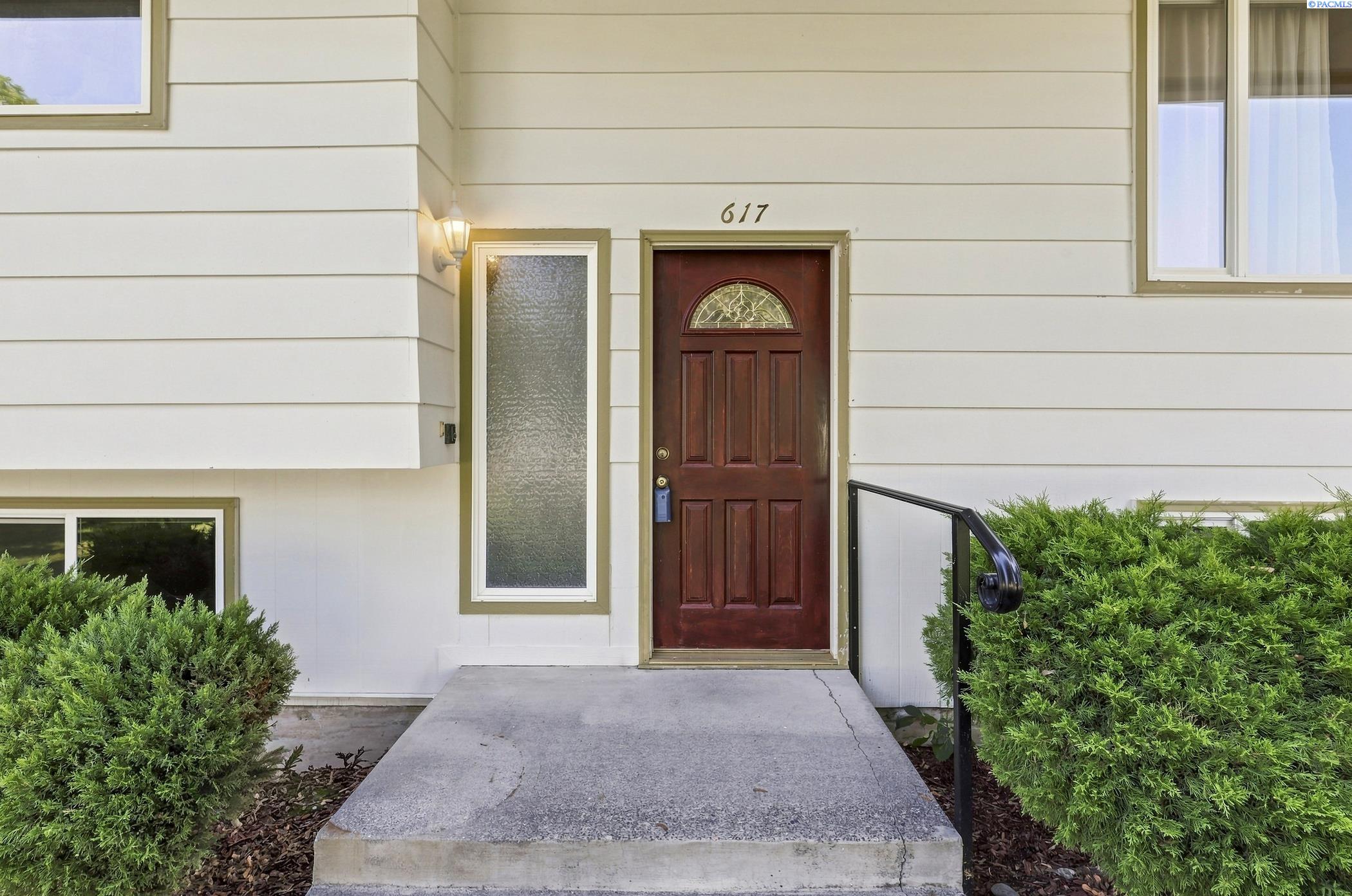 617 Road 46, Pasco, WA 99301