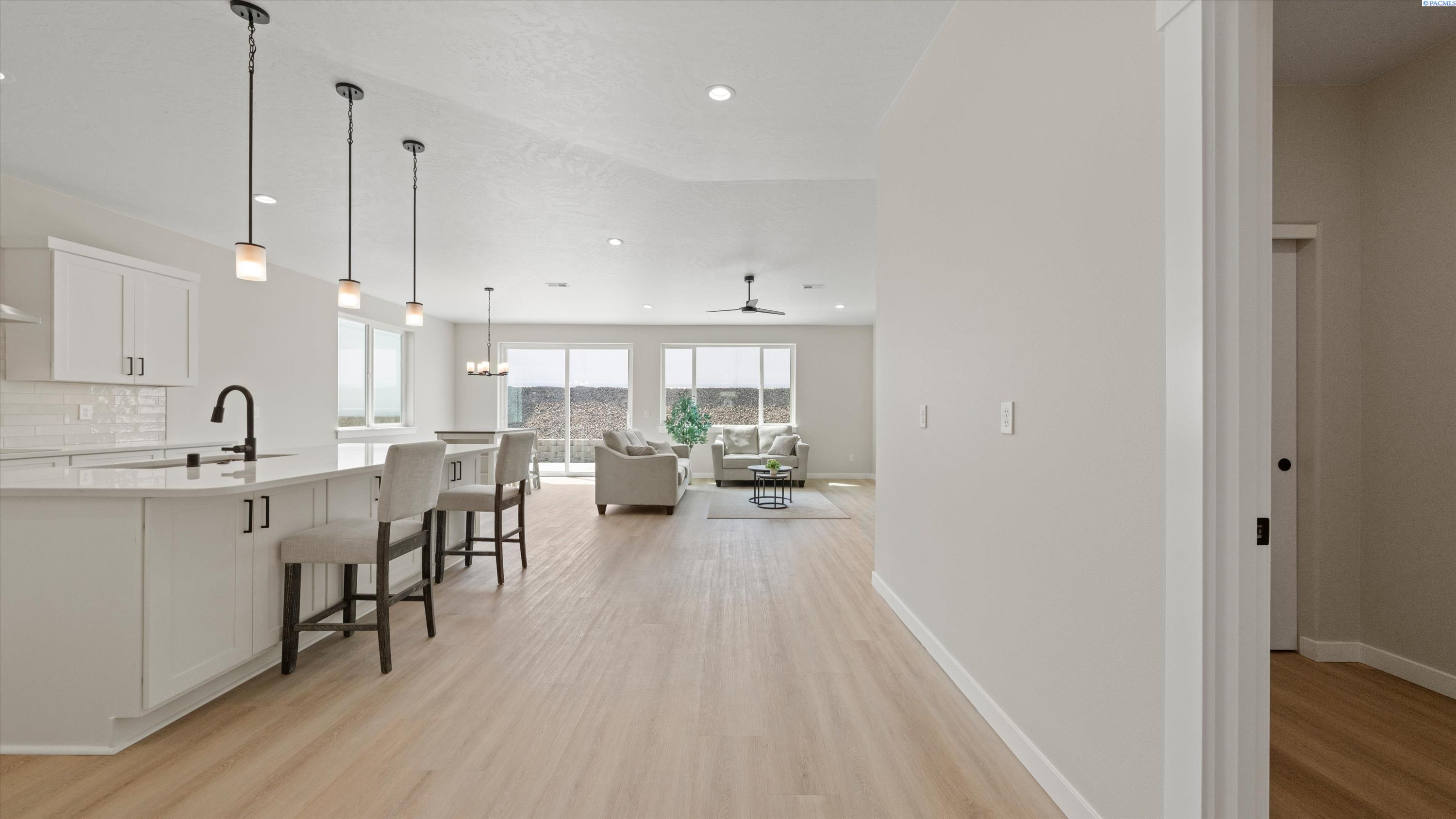 3350 S Nelson St, Kennewick, WA 99338