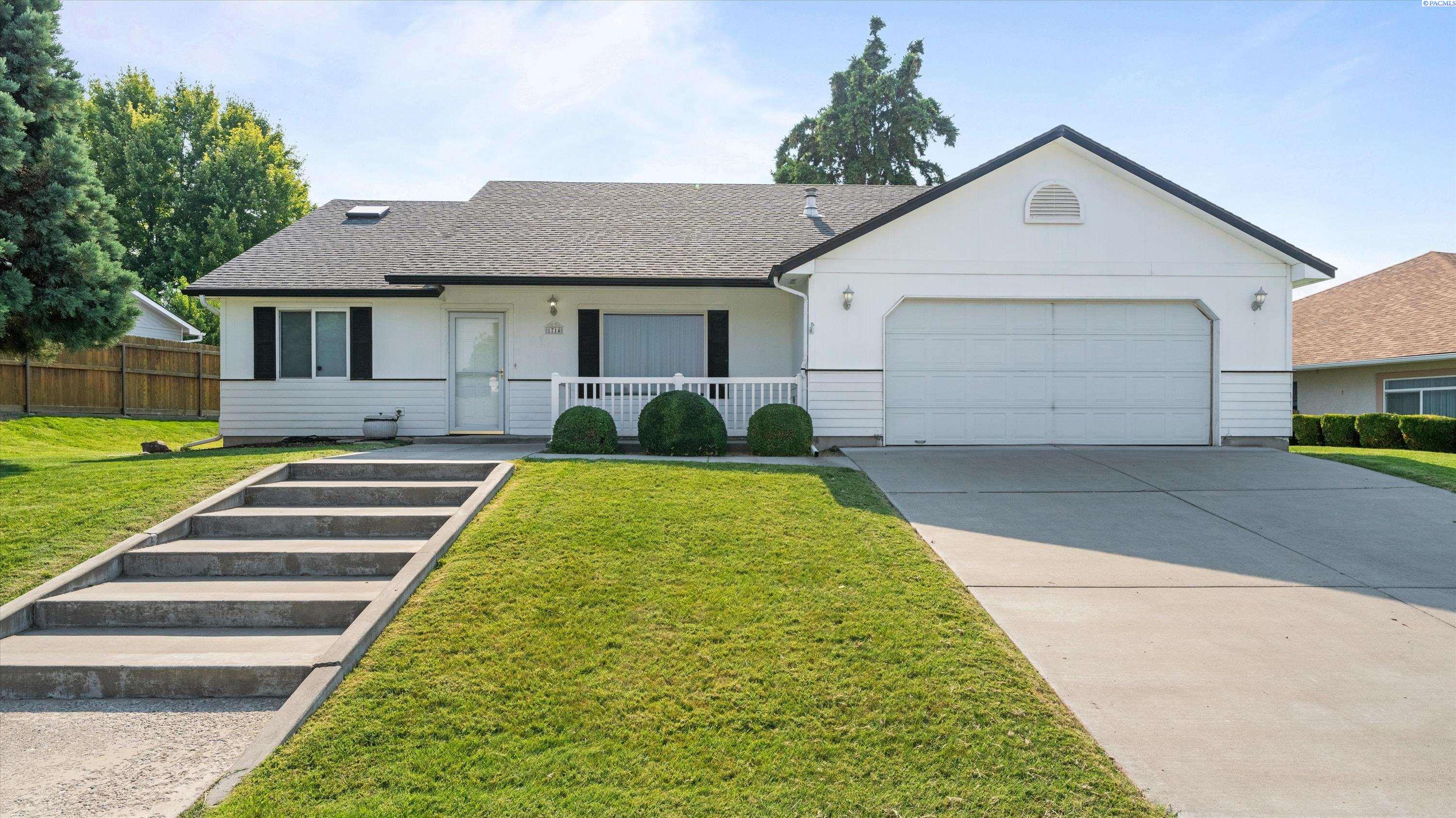 1714 S Kent, Kennewick, WA 99337