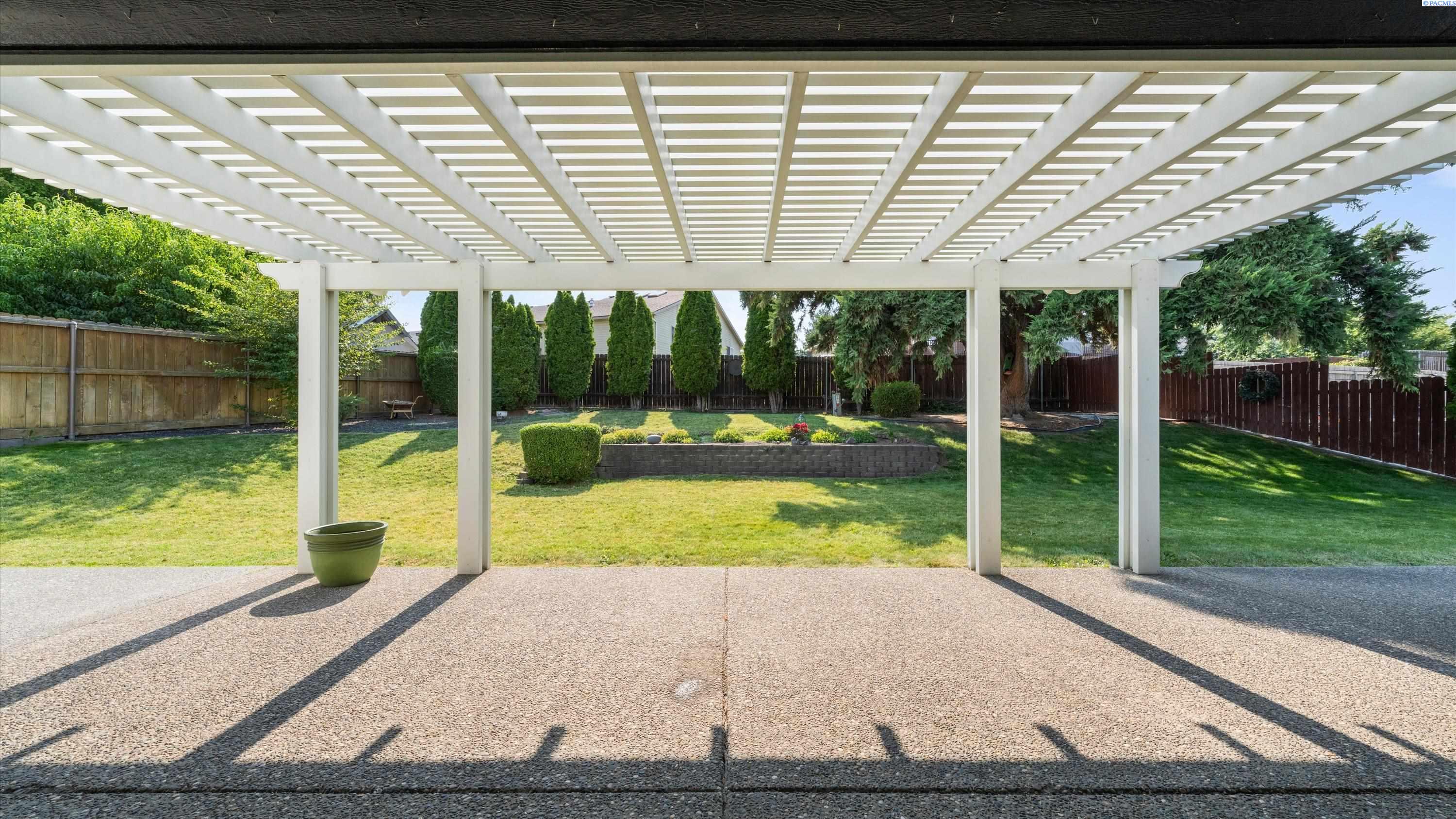 1714 S Kent, Kennewick, WA 99337