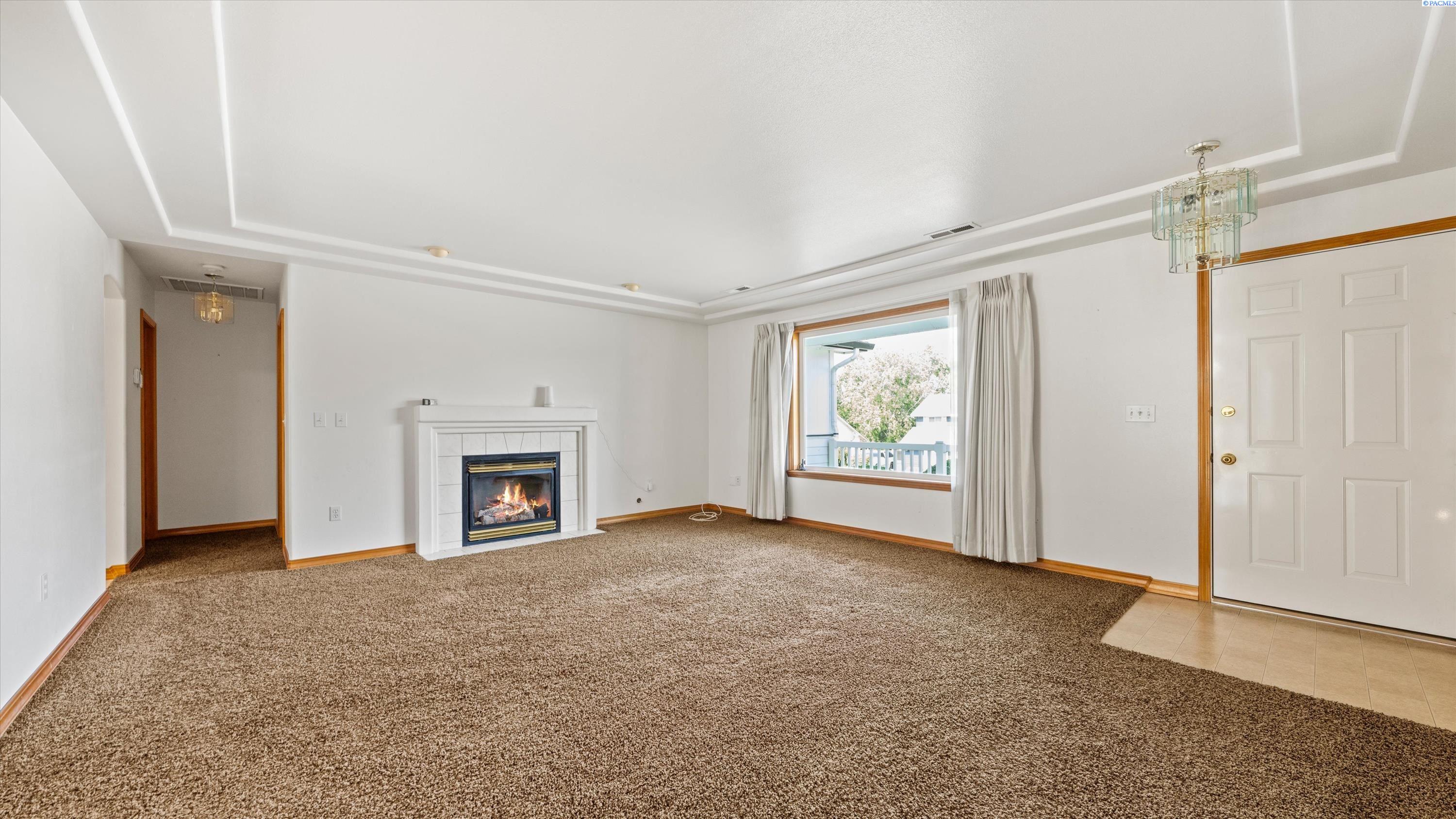 1714 S Kent, Kennewick, WA 99337