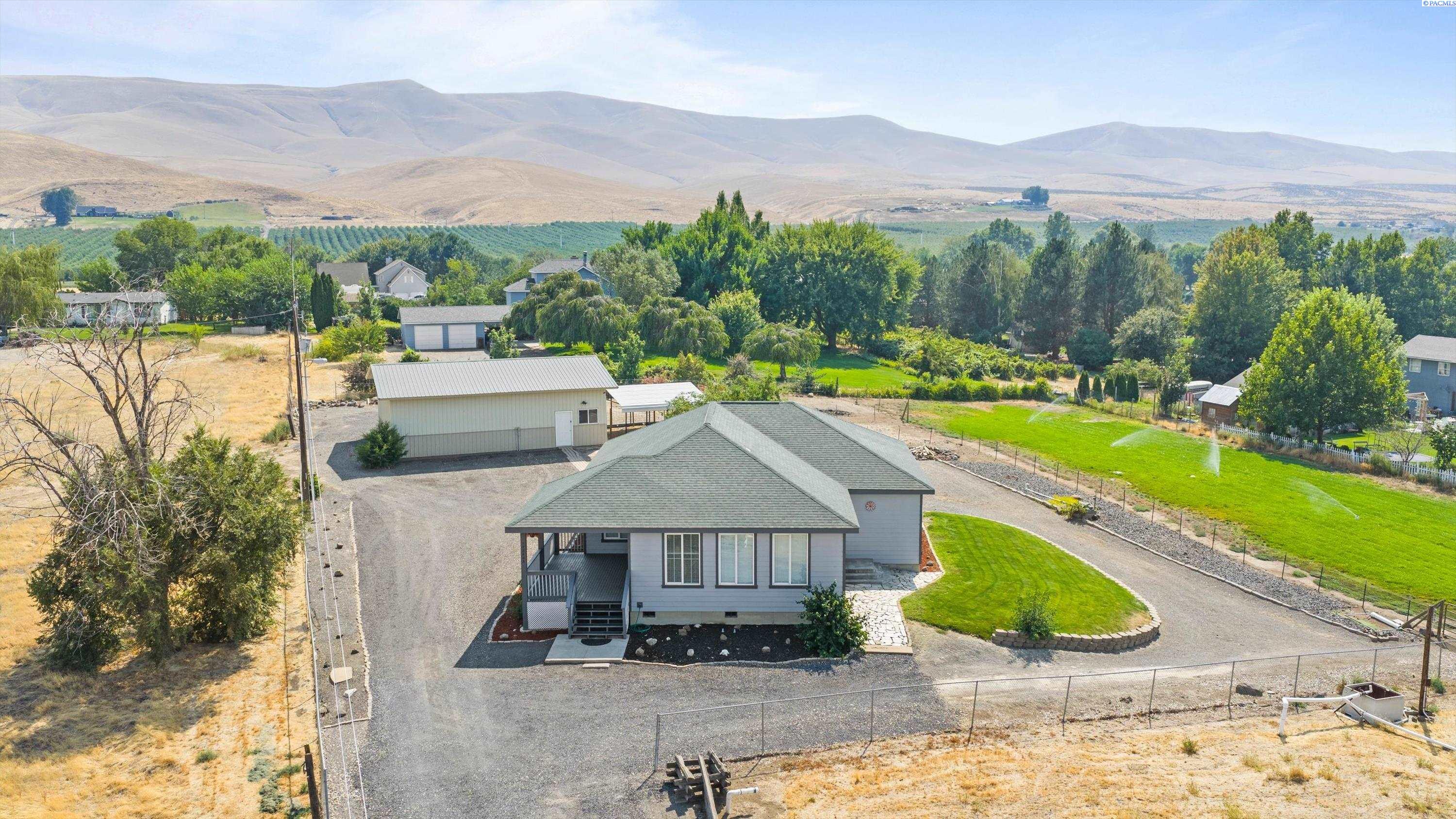 173403 W Byron Rd, Prosser, WA 99350