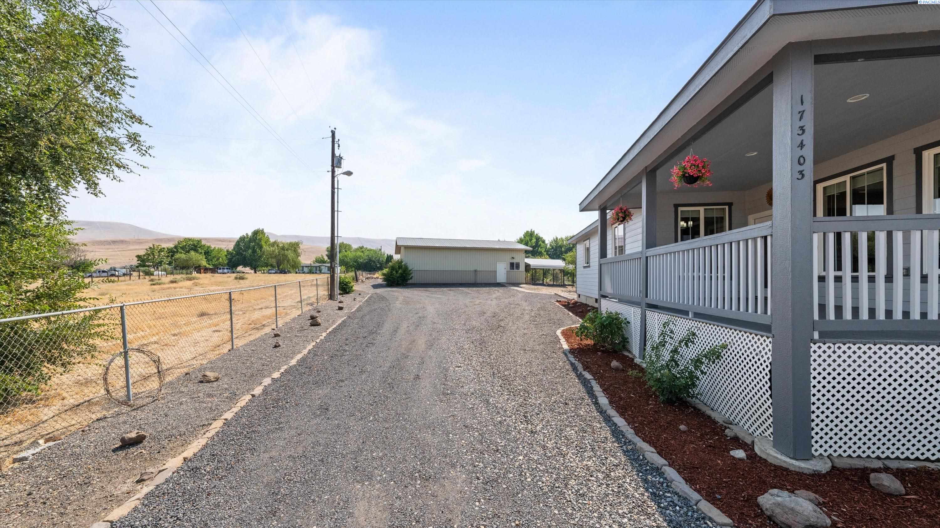 173403 W Byron Rd, Prosser, WA 99350