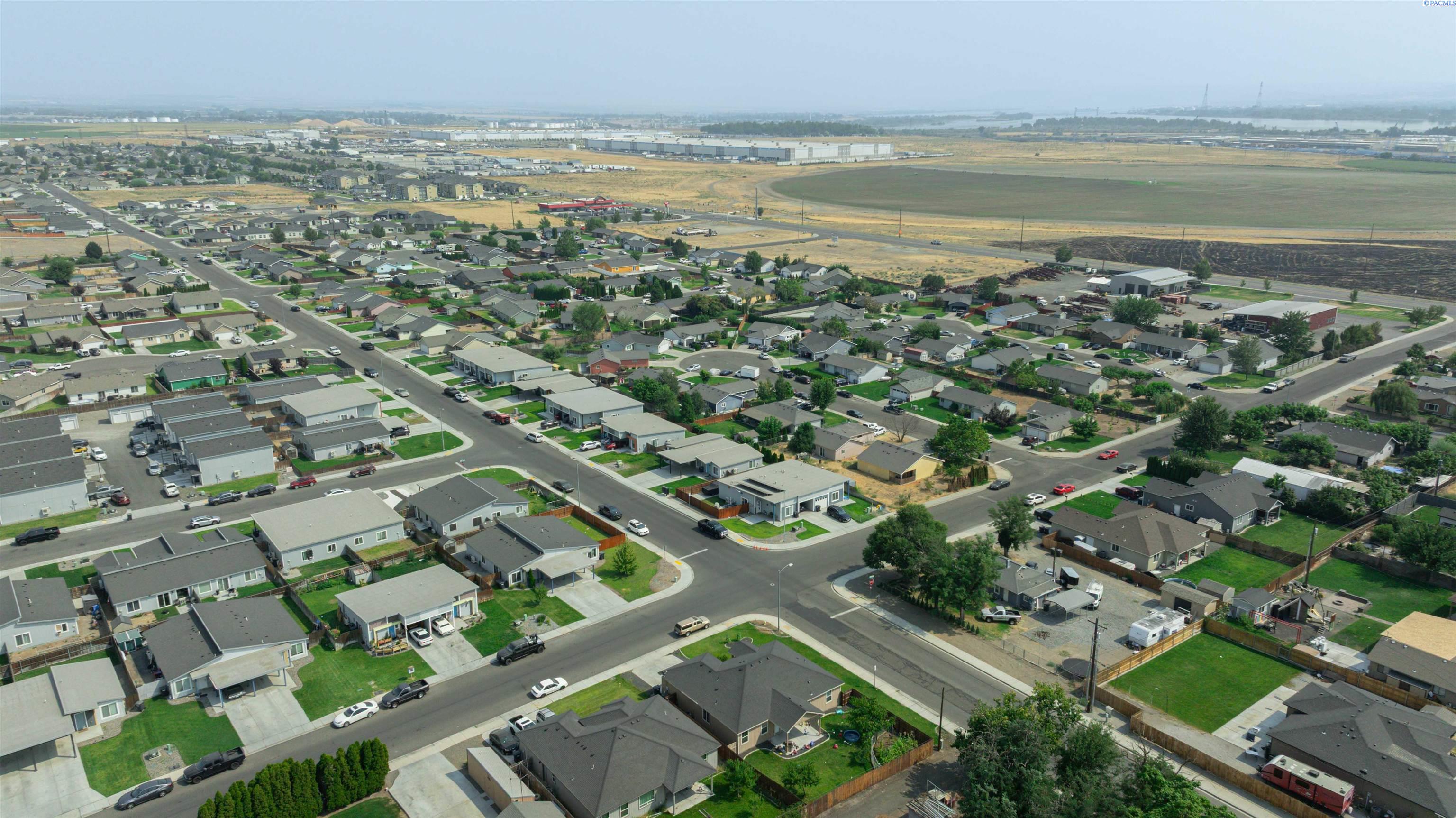 525 S Cedar Ave, Pasco, WA 99301