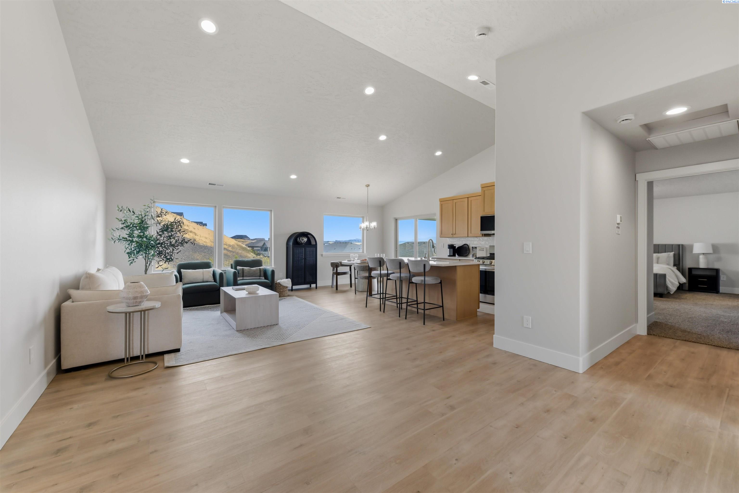 2903 S Osborne St, Kennewick, WA 99338