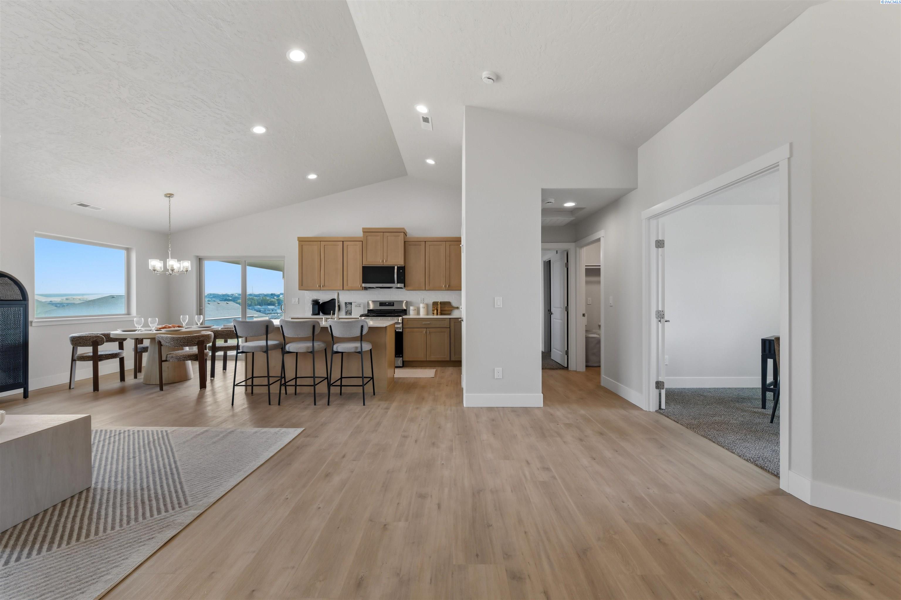 2903 S Osborne St, Kennewick, WA 99338