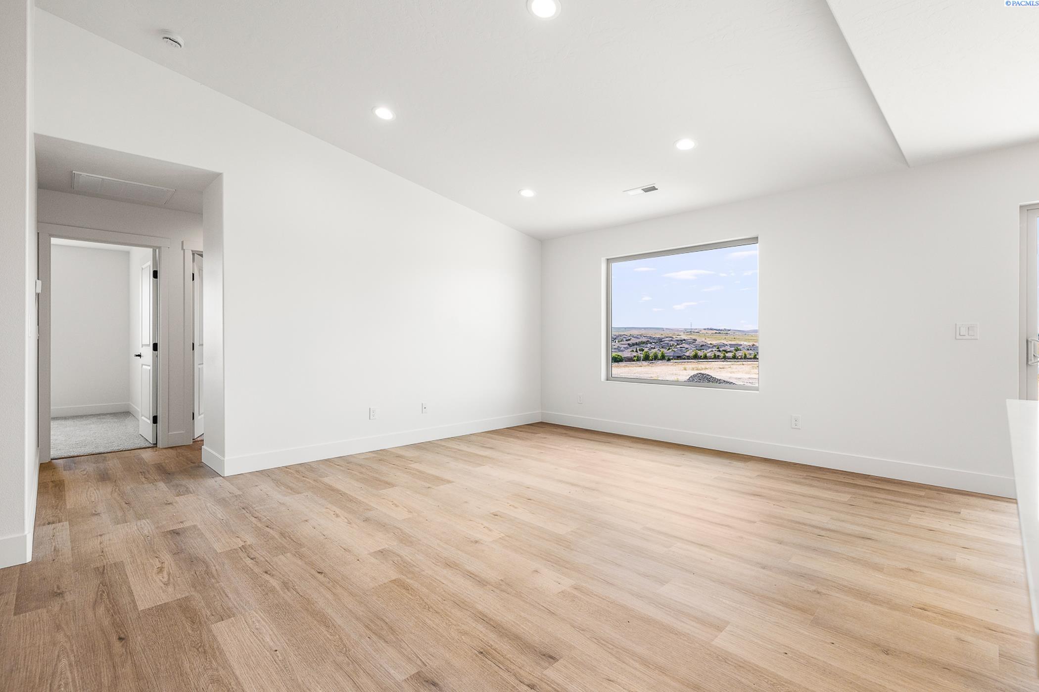 2900 S Penn St, Kennewick, WA 99338