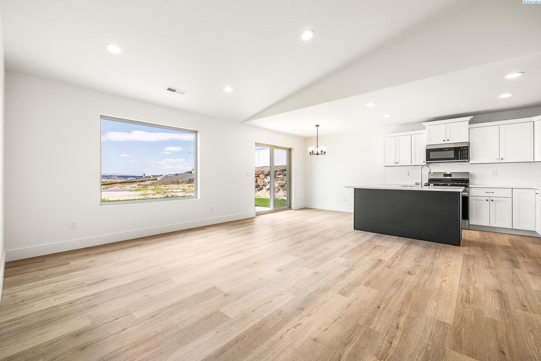 2900 S Penn St, Kennewick, WA 99338