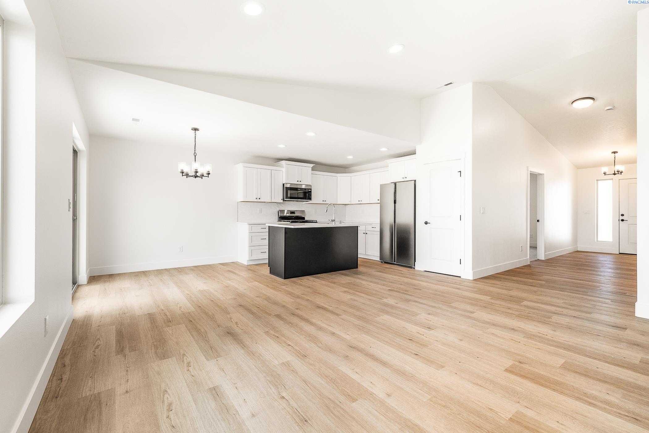 2900 S Penn St, Kennewick, WA 99338