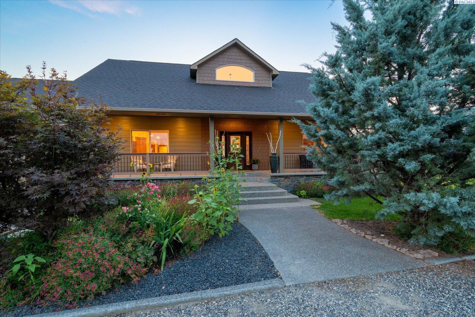 9334 N Canyon View Pr Ne, Benton City, WA 99320