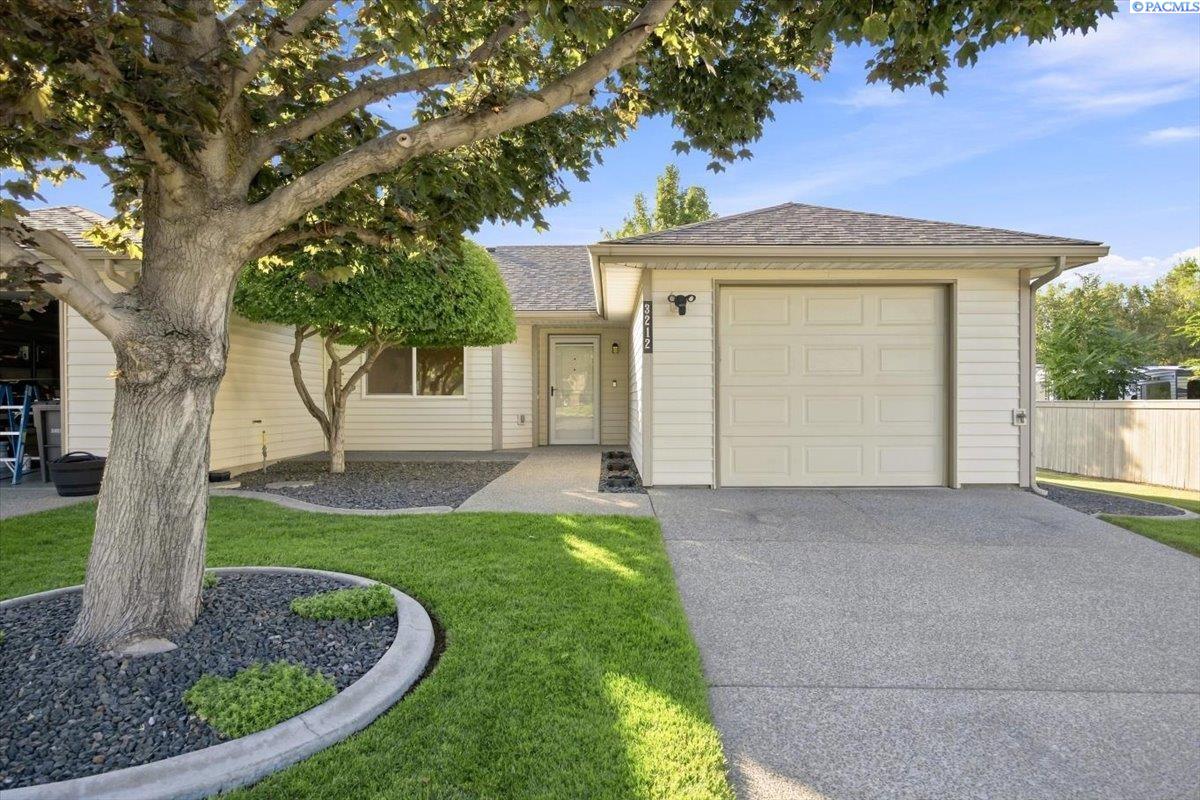 3212 S Huntington St, Kennewick, WA 99337