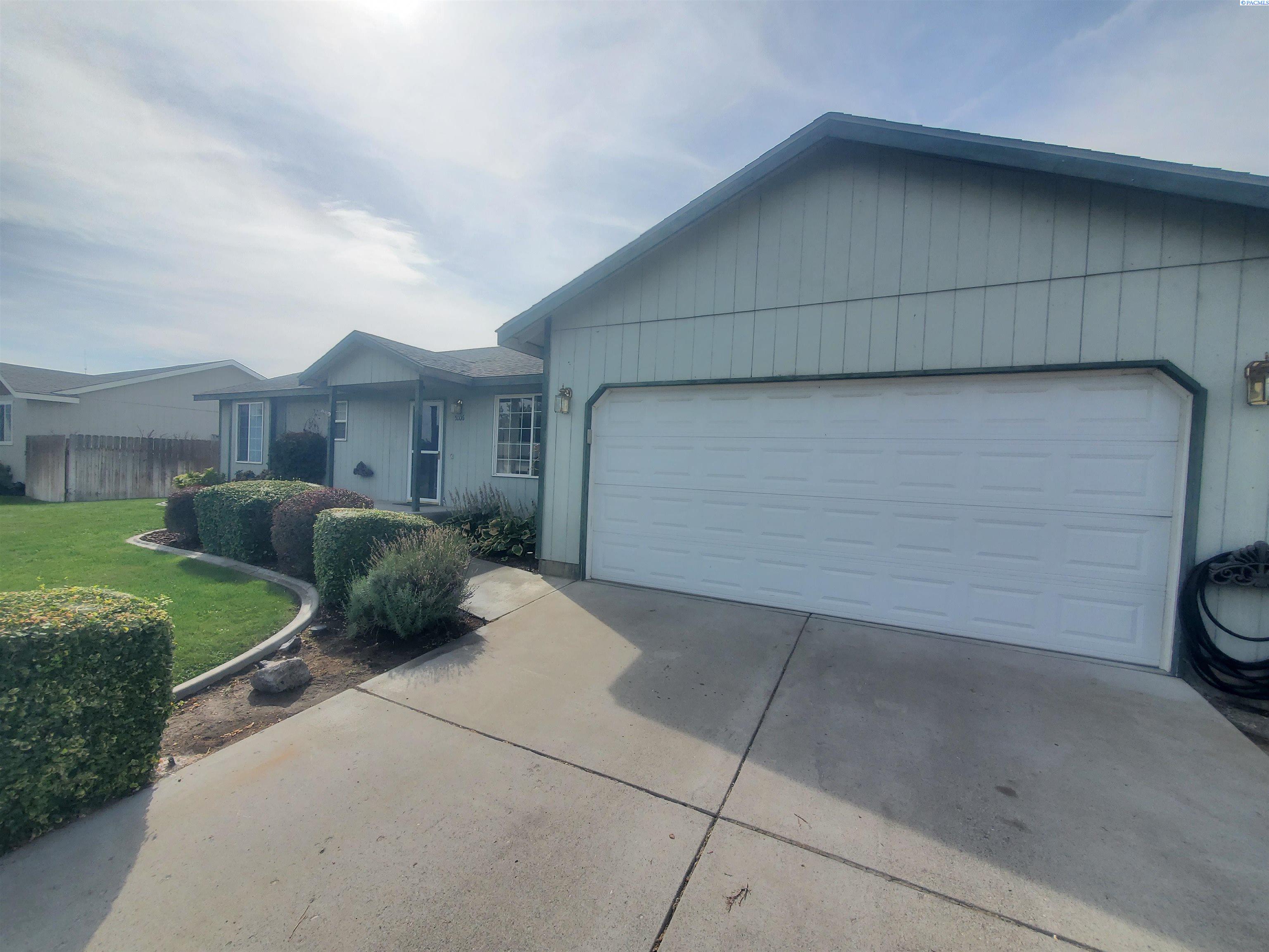 5006 Sinai Dr, Pasco, WA 99301