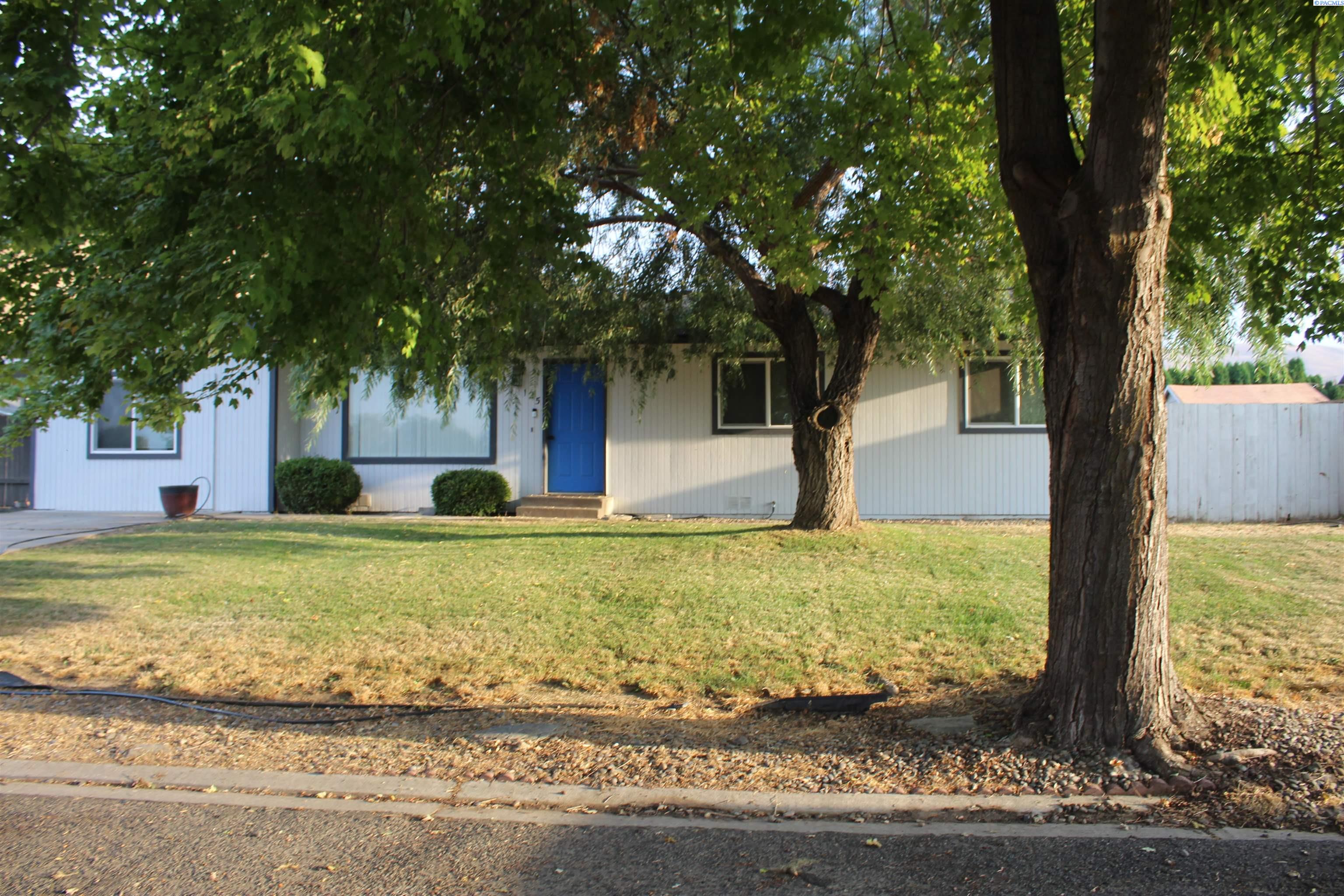125 Walker Pl, Prosser, WA 99350
