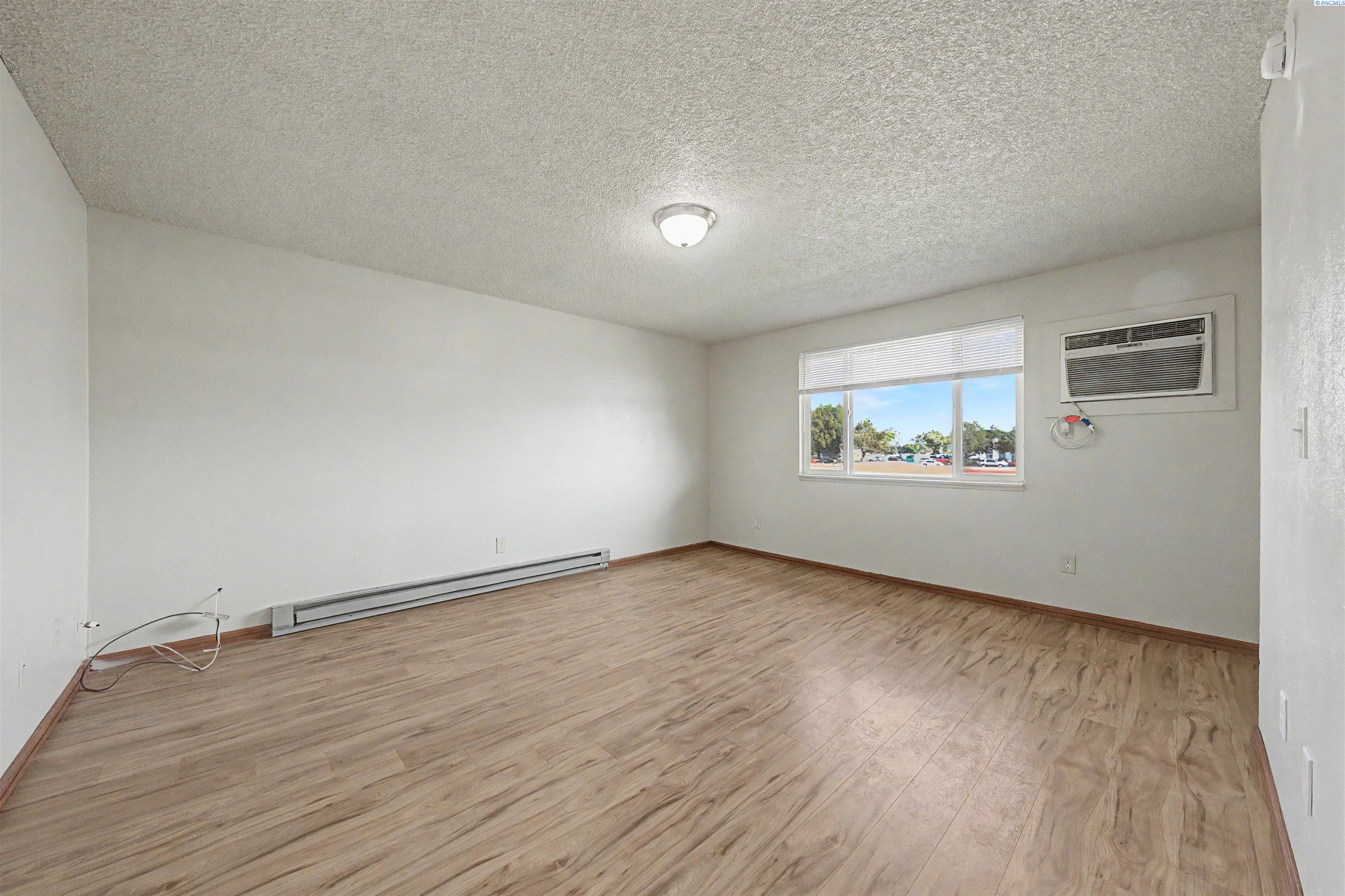 2404 W Octave St, Pasco, WA 99301
