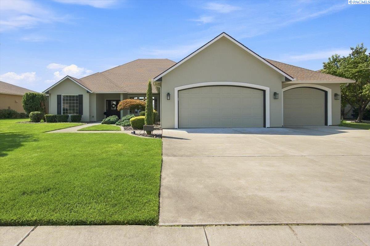 3033 Riverbend Dr, Richland, WA 99354