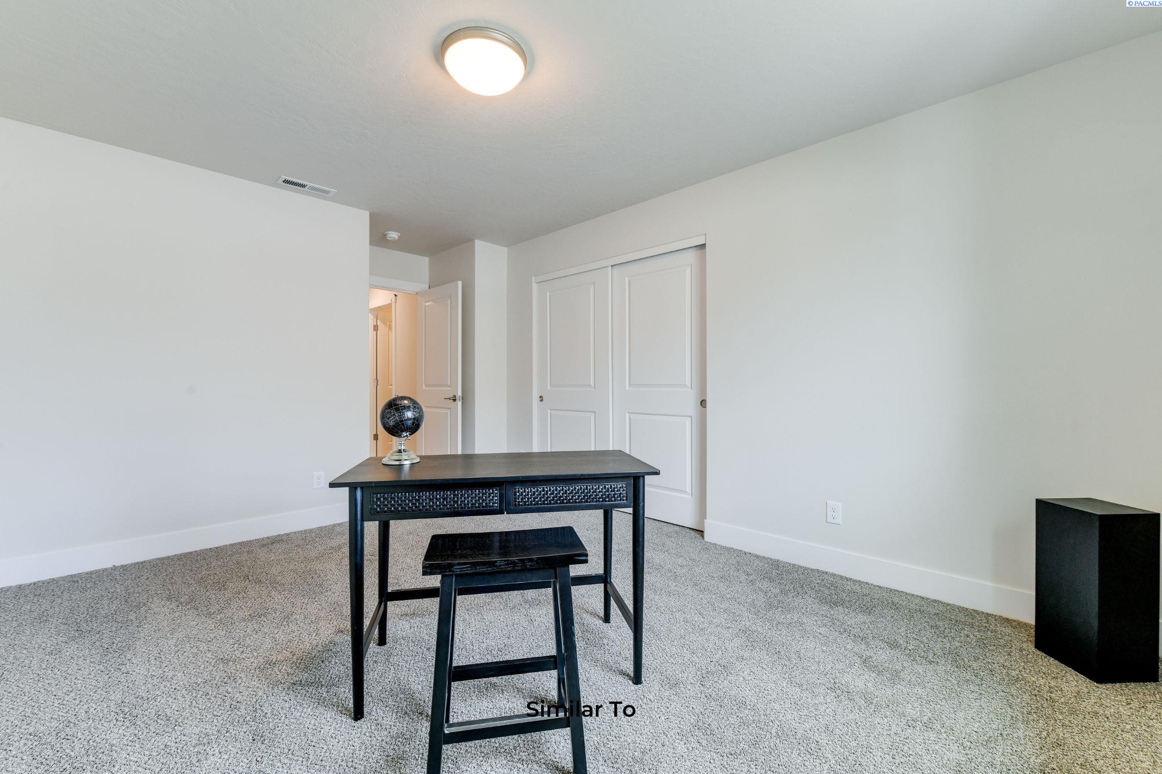 5824 Redtail Dr, Pasco, WA 99301