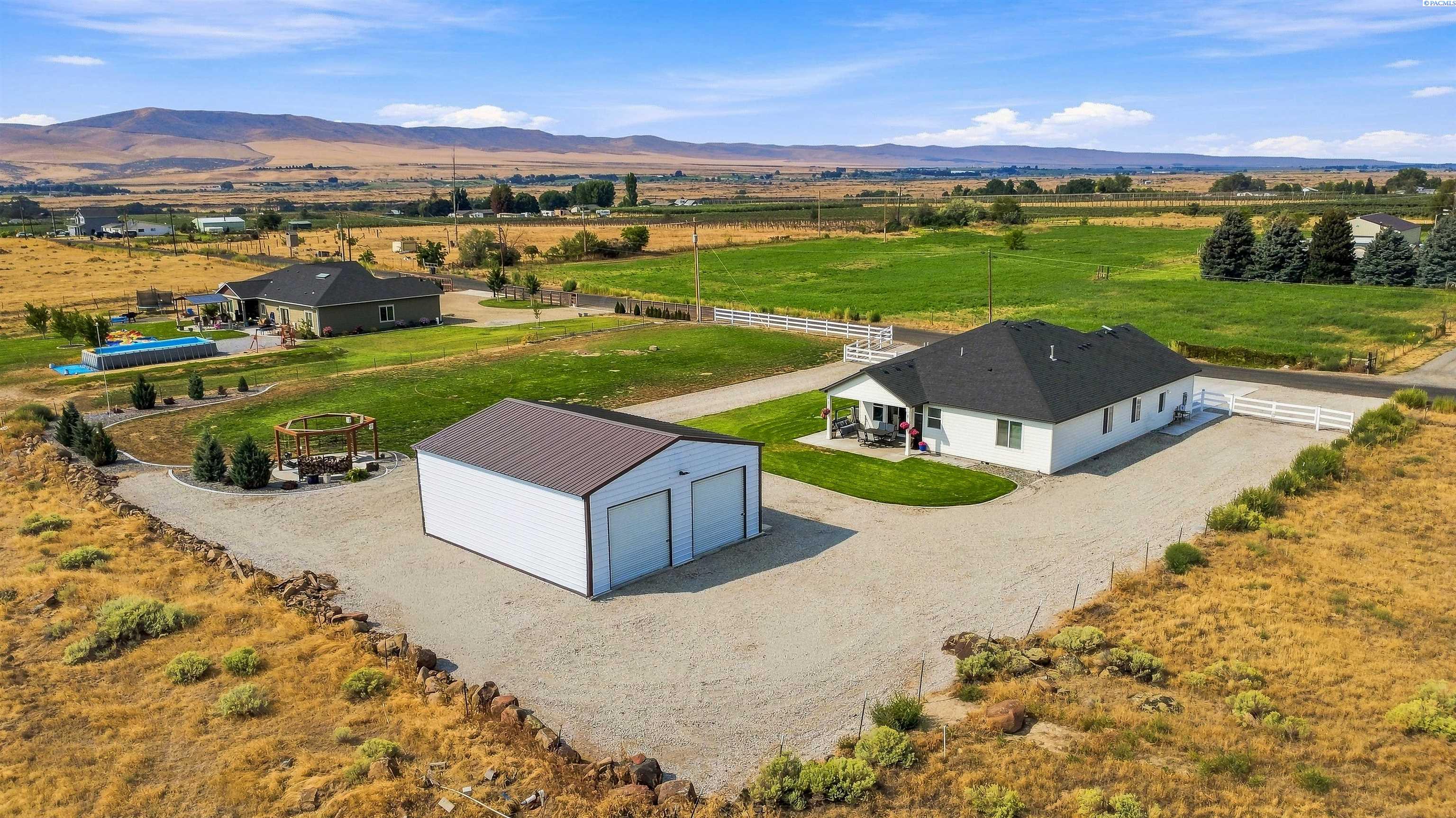 217 Lower County Line Rd, Prosser, WA 99350