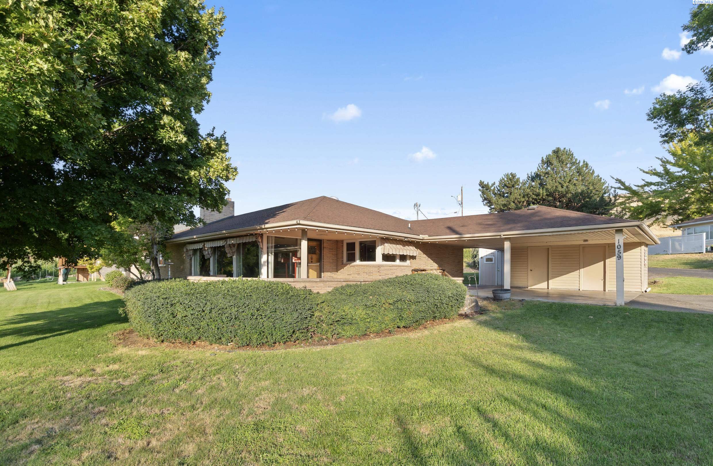 1059 Parker Ct, Prosser, WA 99350