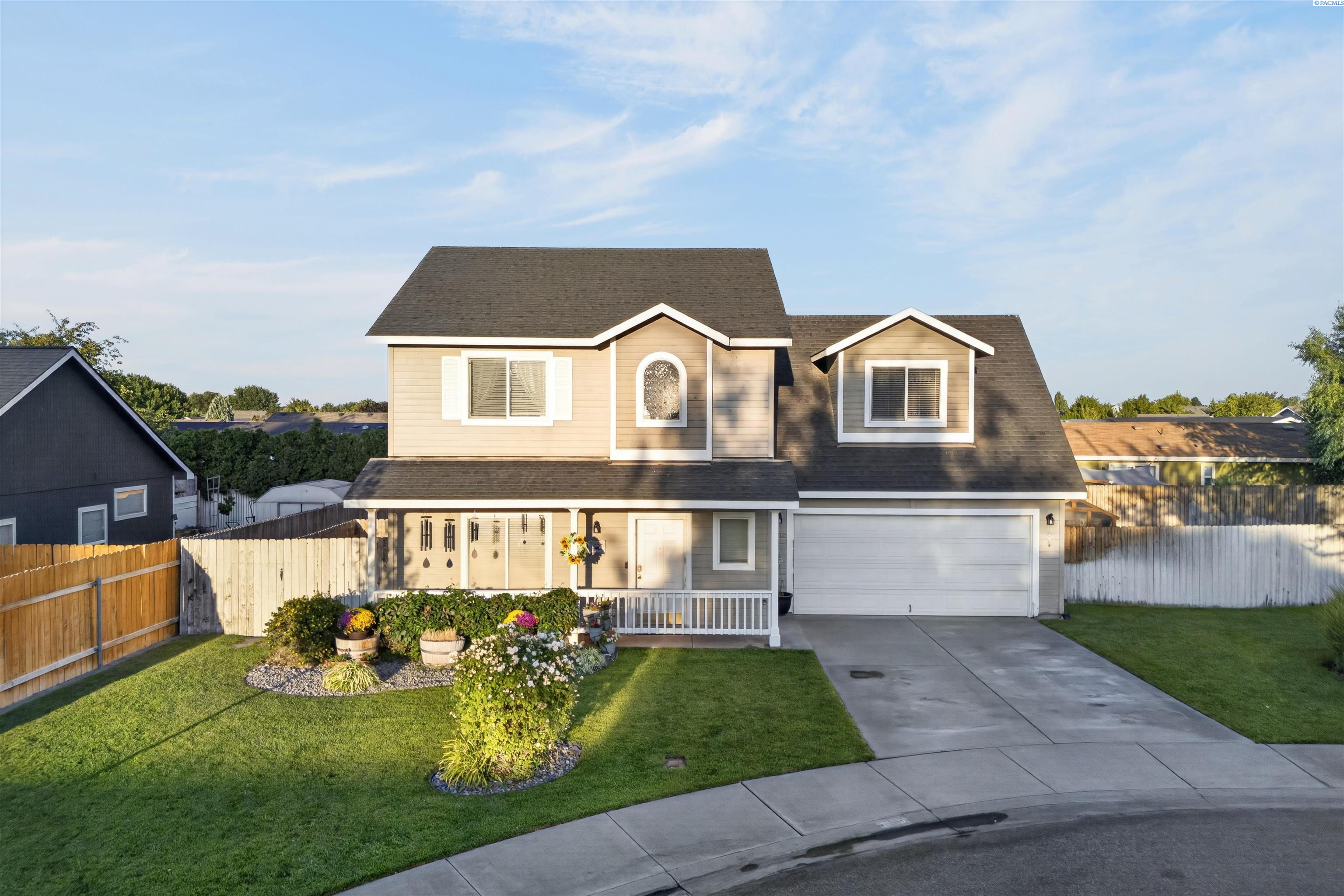 1560 Desert Springs Ave, Richland, WA 99352